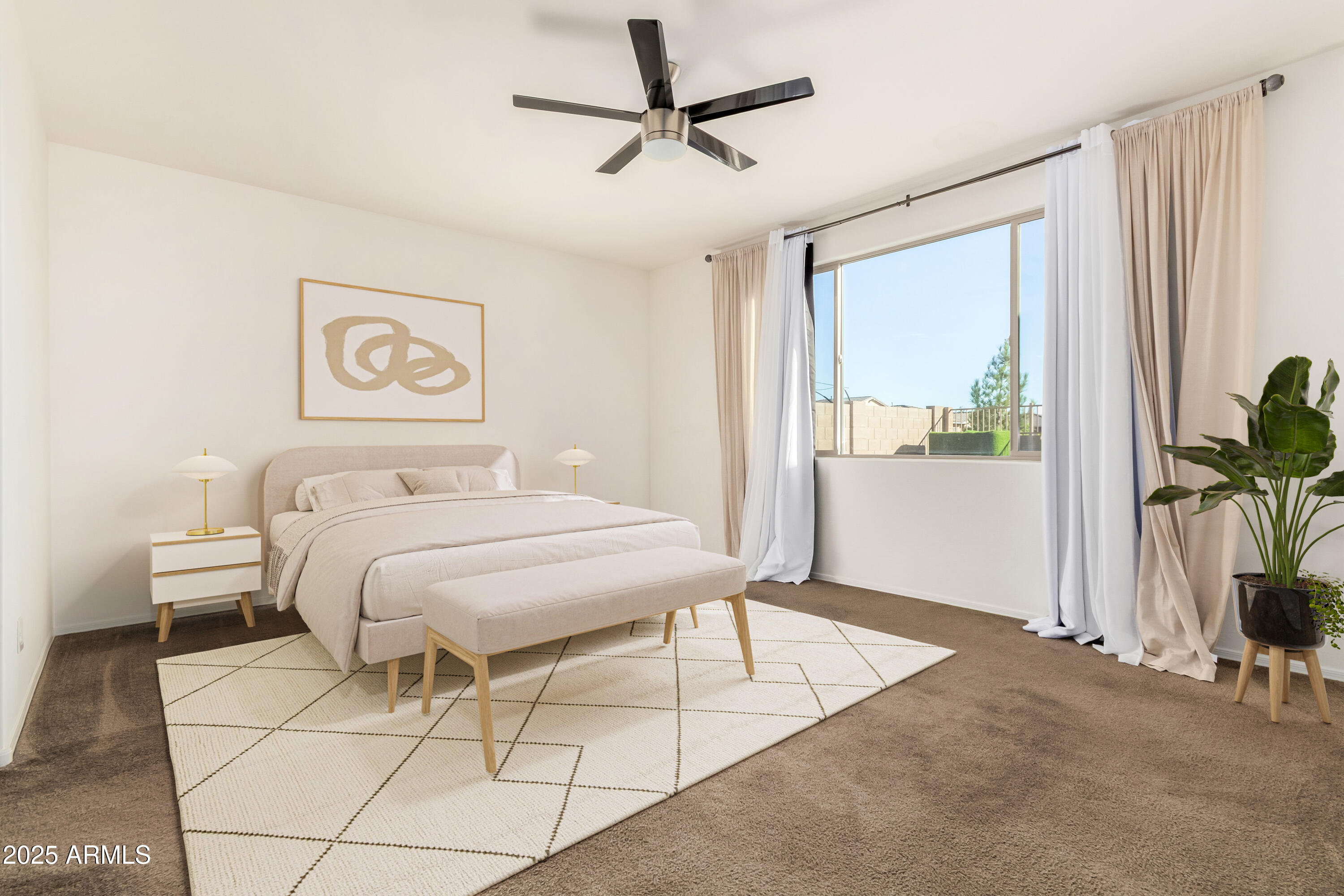 23047 E CALLE DE FLORES