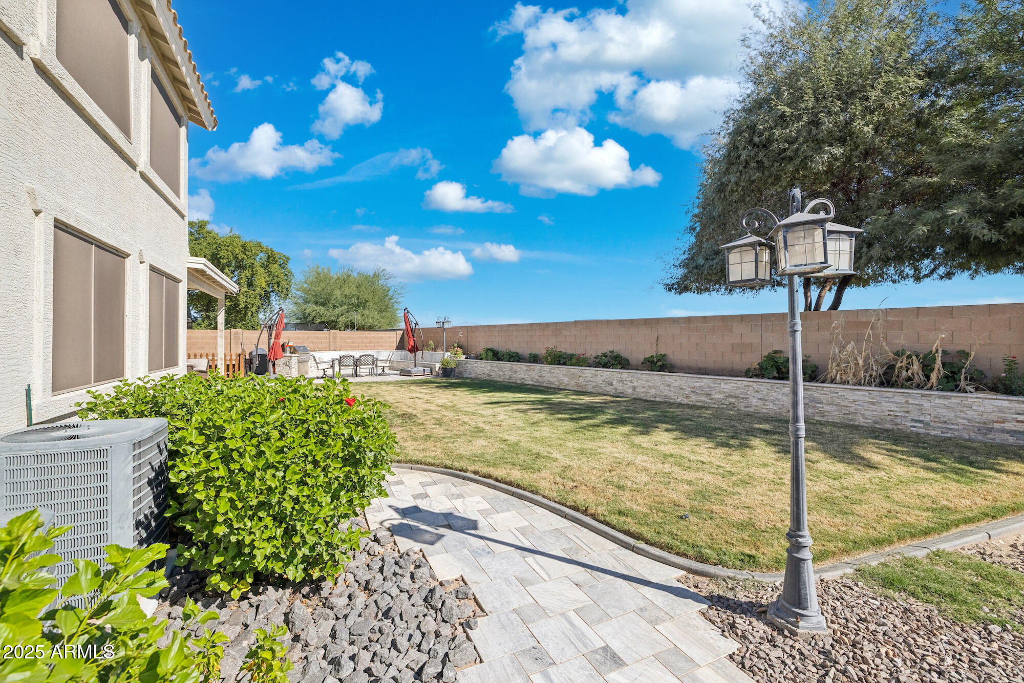 38689 N JONATHAN Street