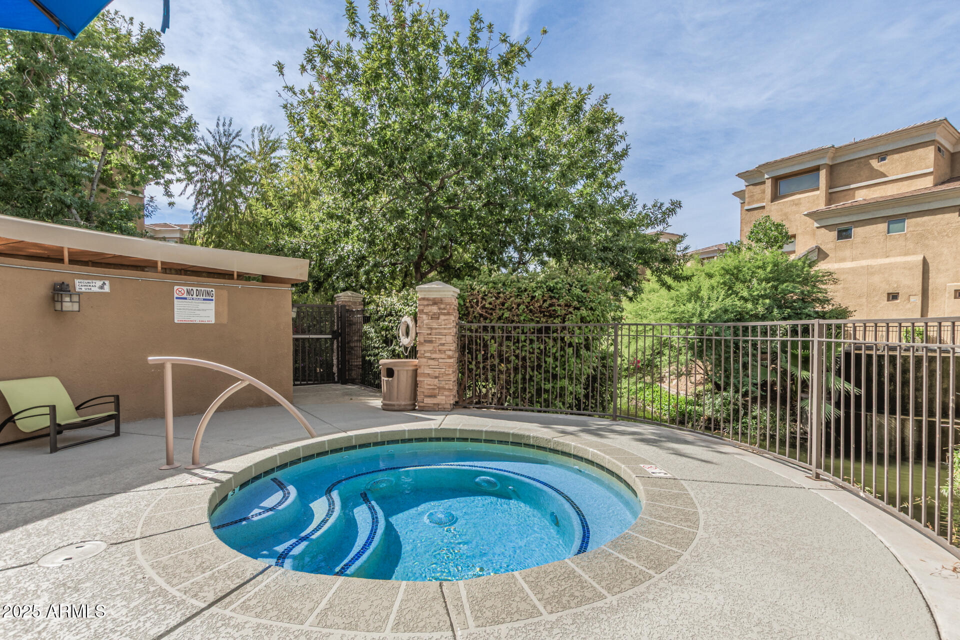 4644 N 22ND Street 1160