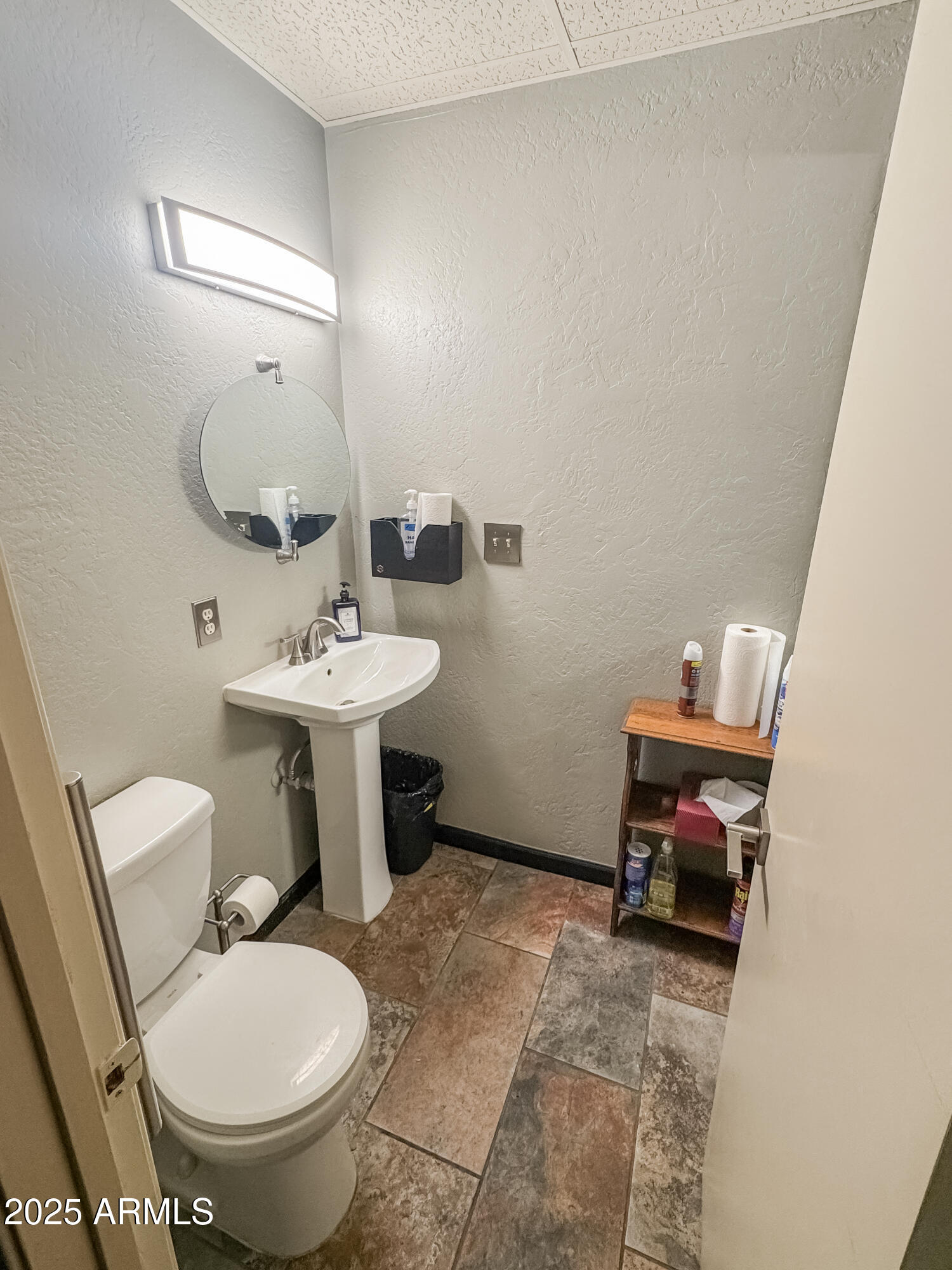 2155 W State Route 89A, 101&102