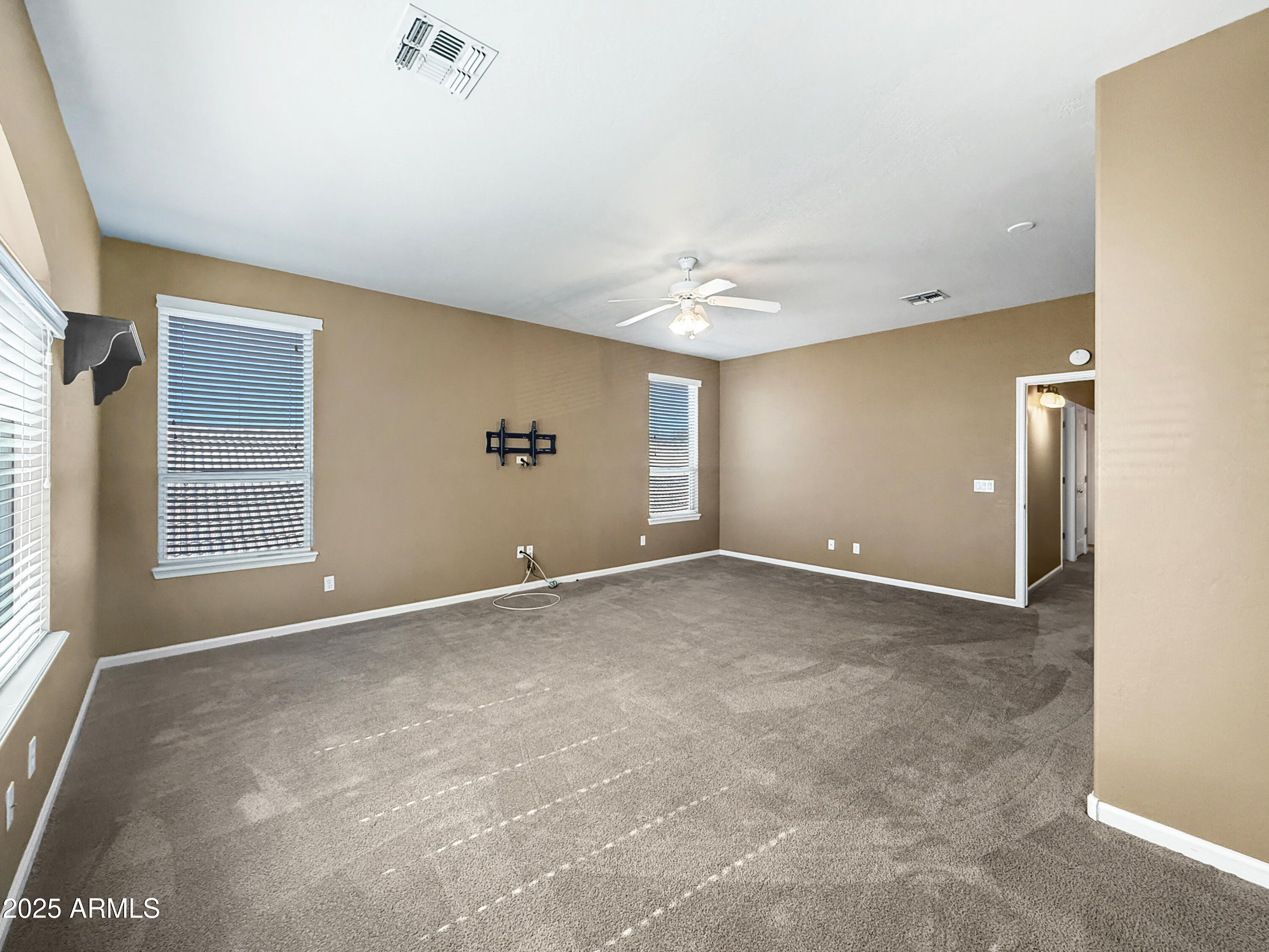 4550 E ROY ROGERS Road