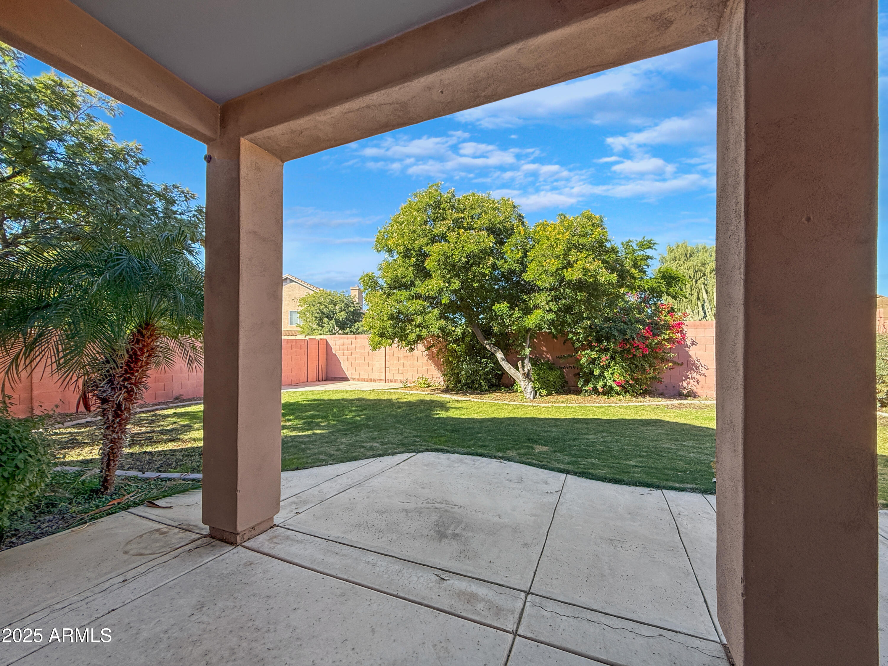 4550 E ROY ROGERS Road