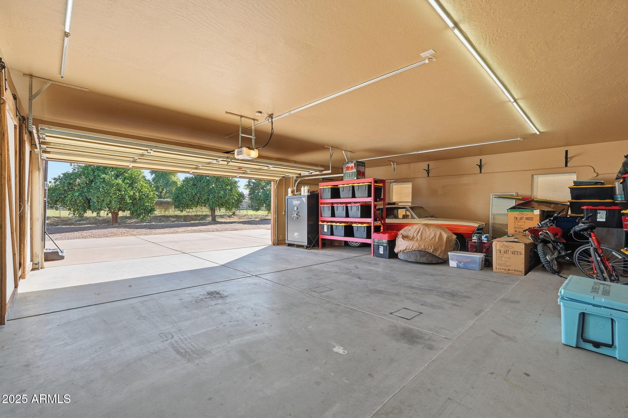 17244 E CHESTNUT Drive