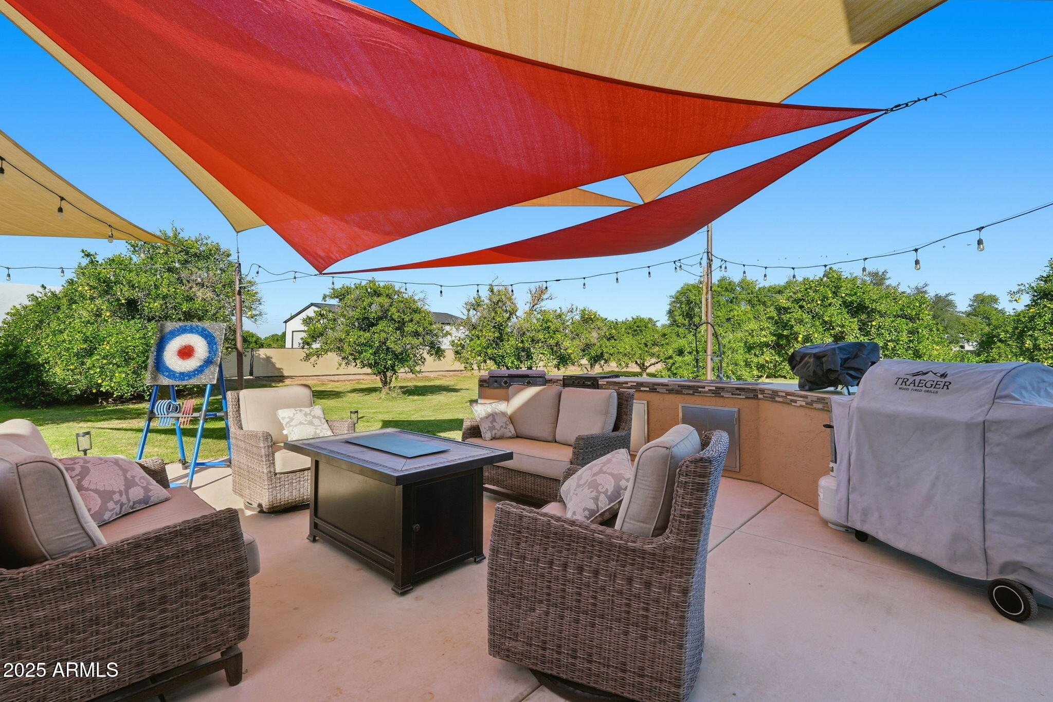 17244 E CHESTNUT Drive