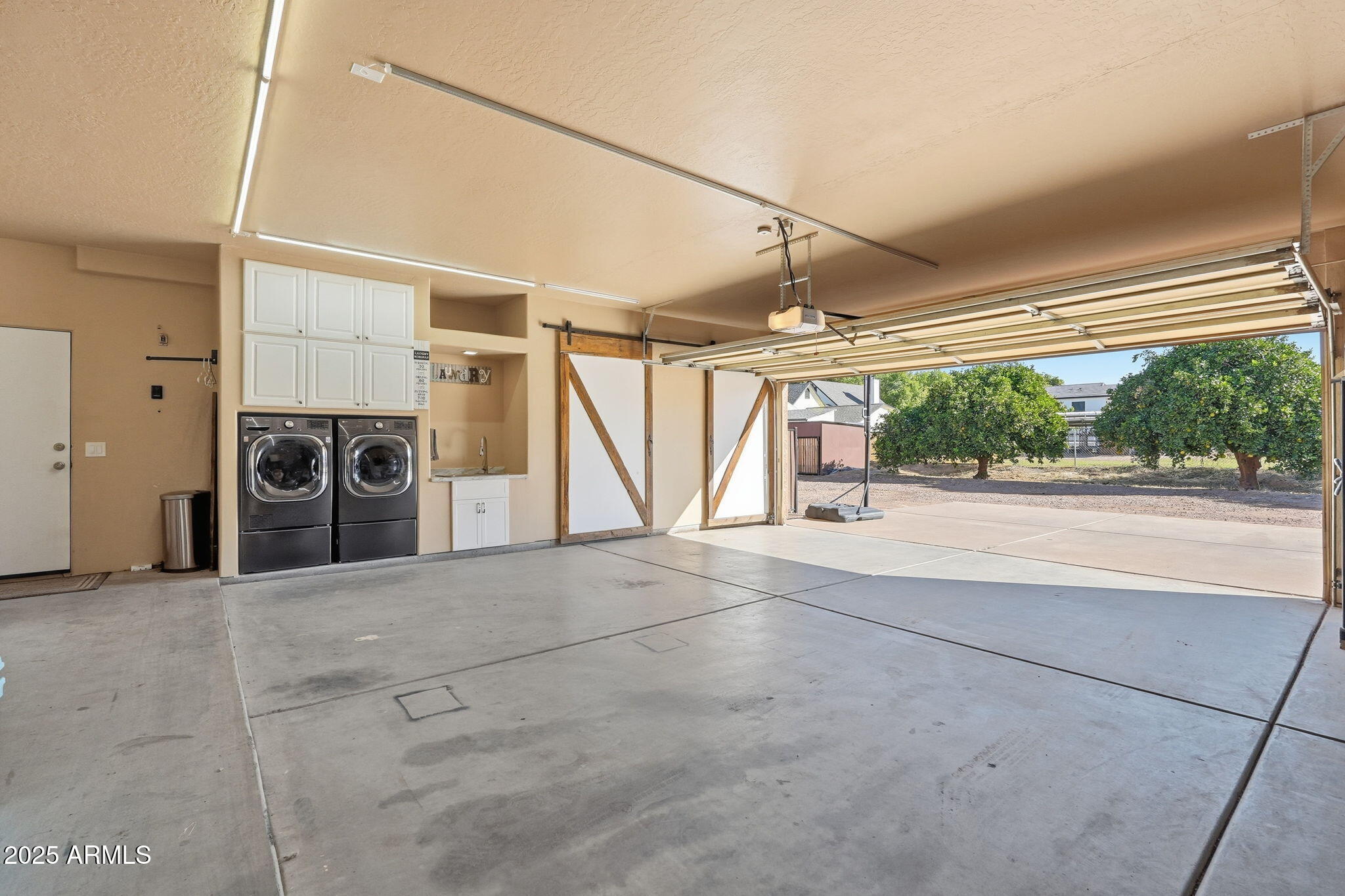 17244 E CHESTNUT Drive