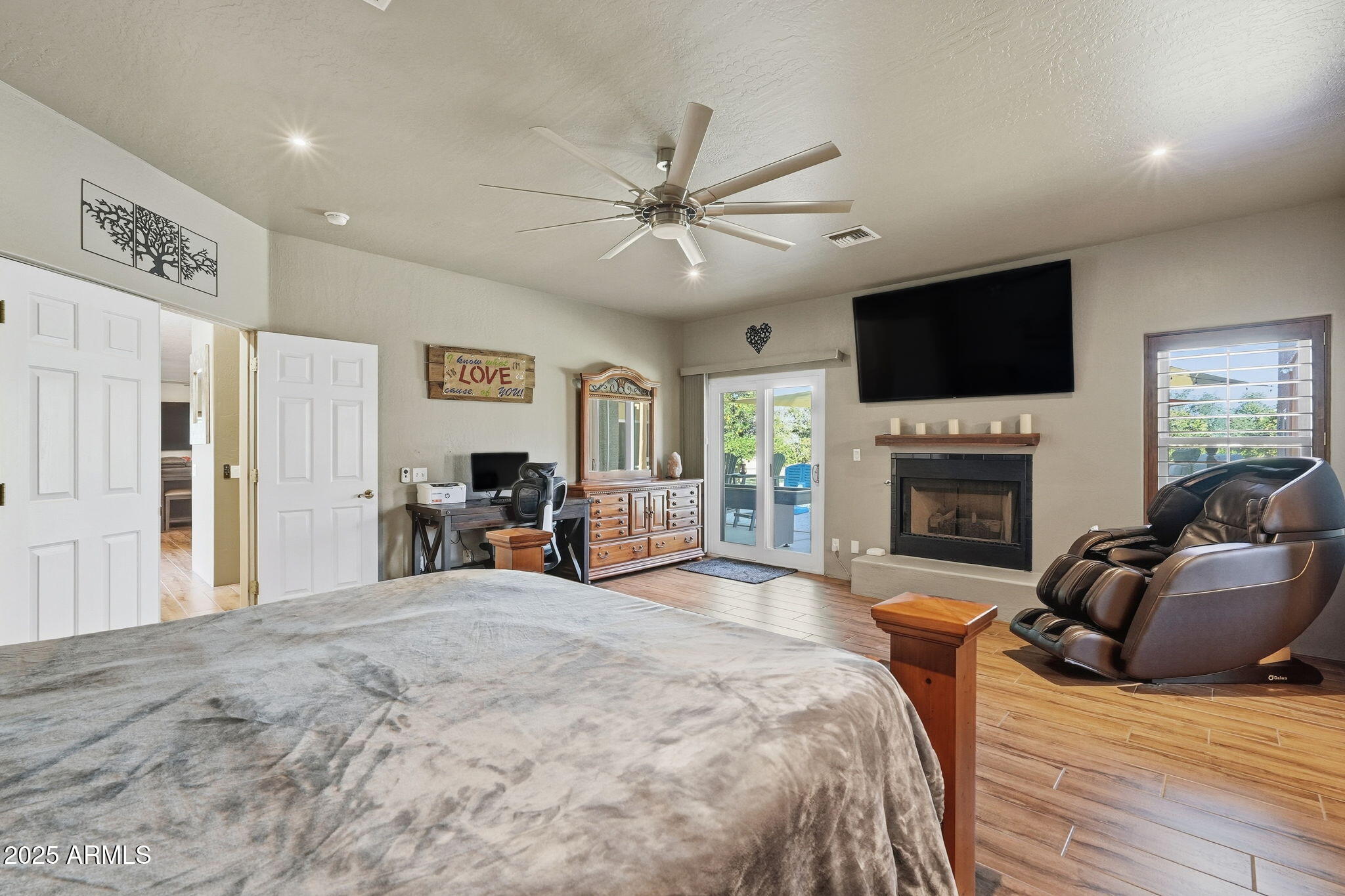 17244 E CHESTNUT Drive