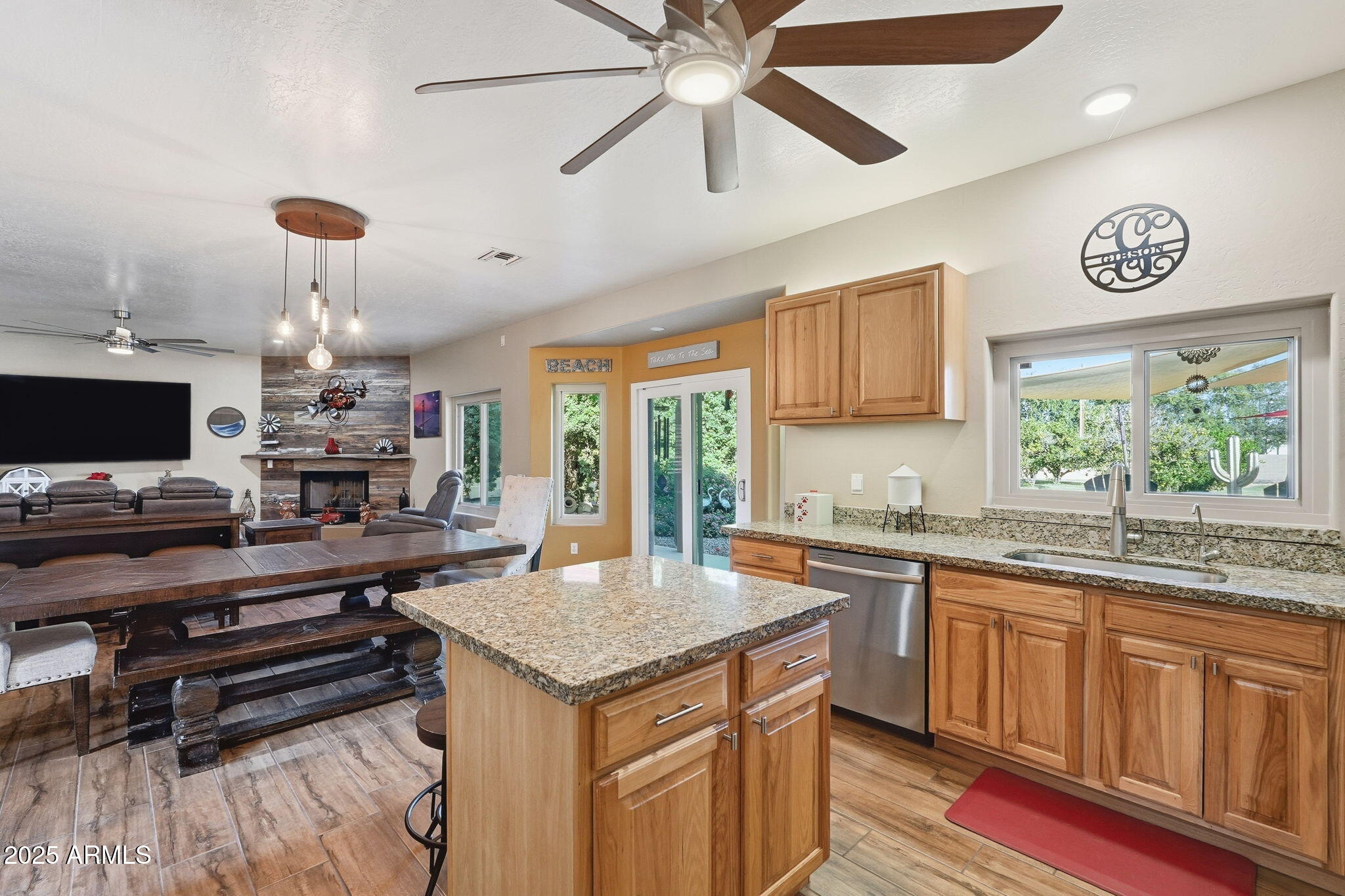 17244 E CHESTNUT Drive