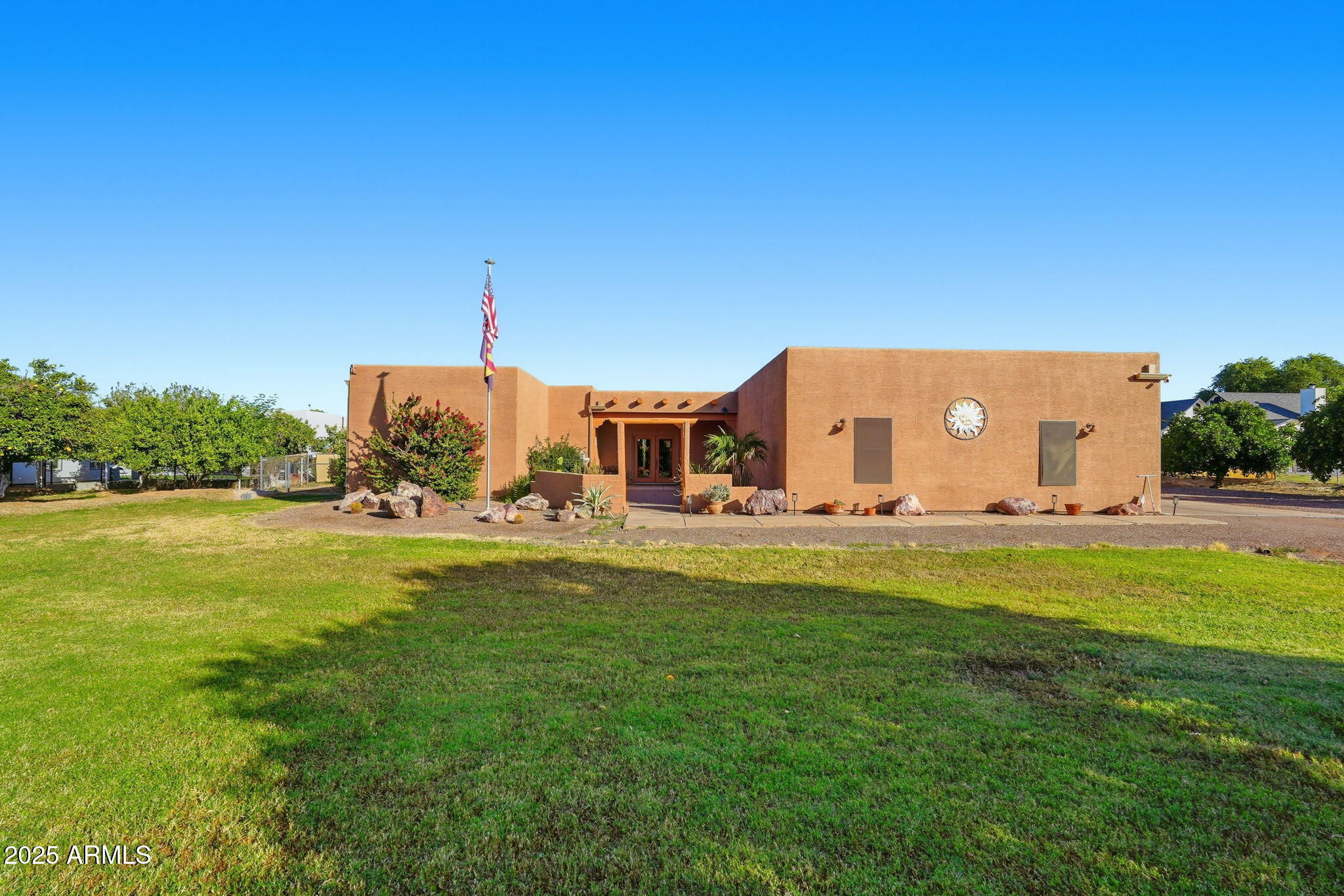 17244 E CHESTNUT Drive