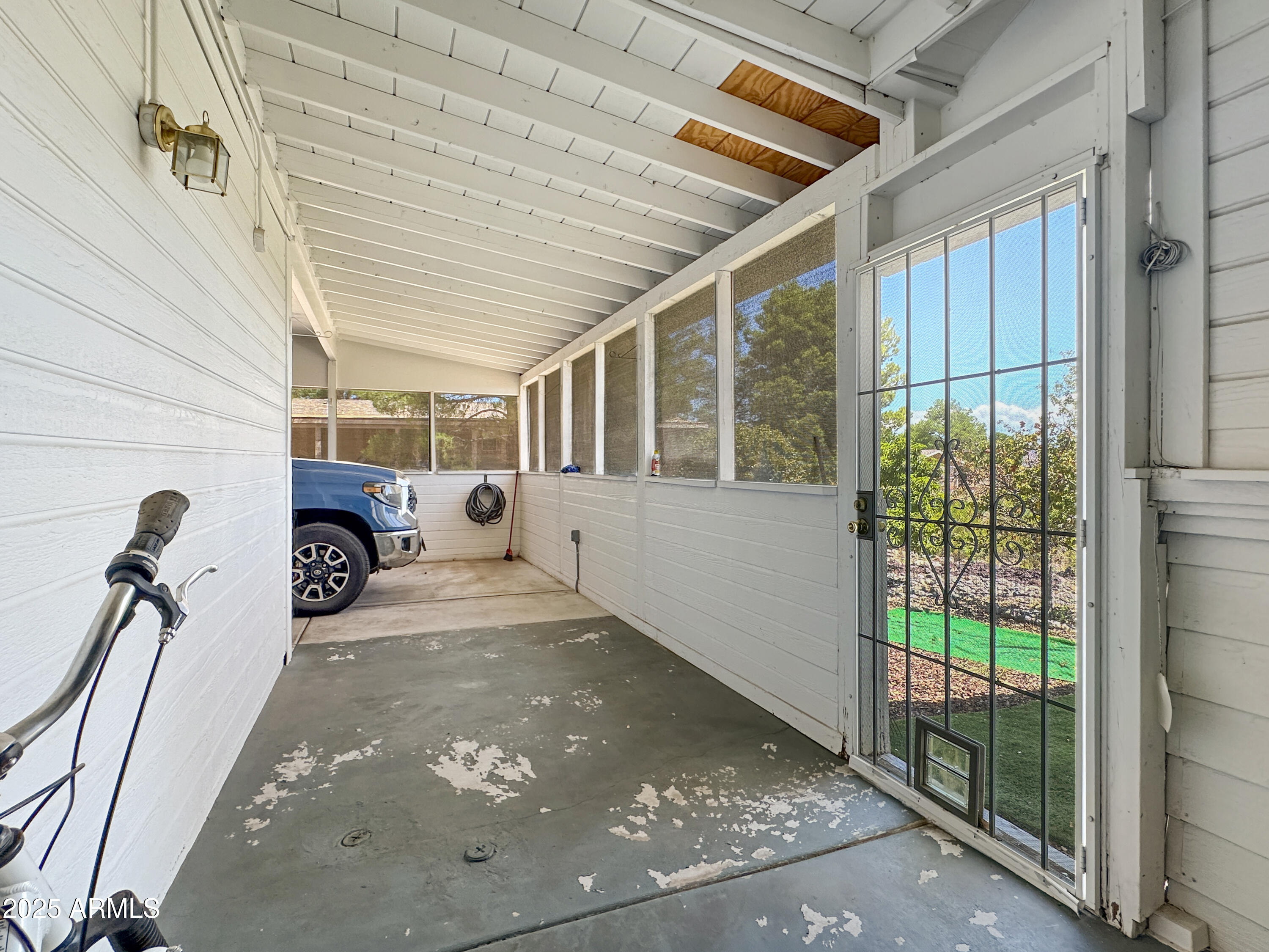 2050 W State Route 89A, 239