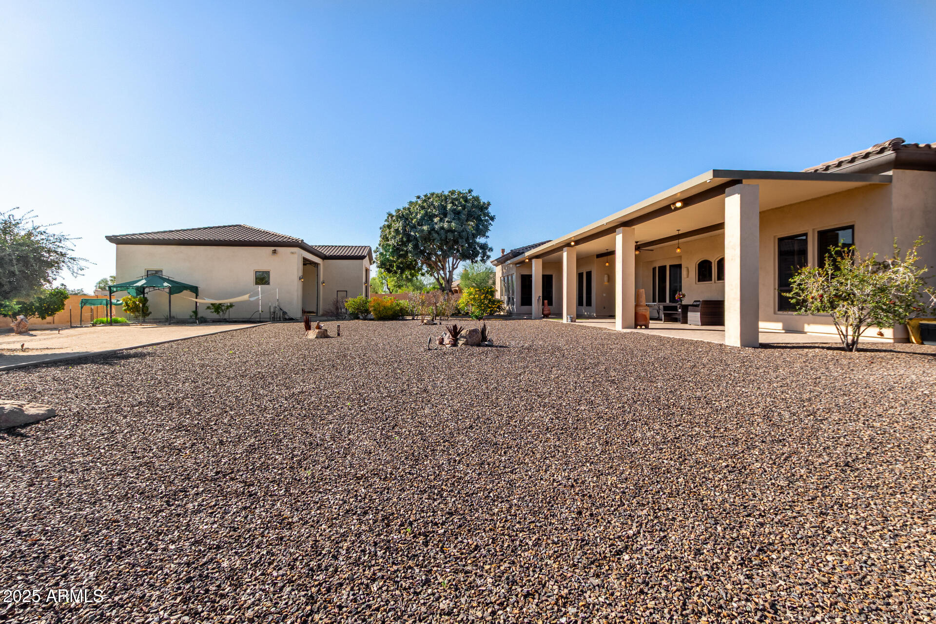 19831 W CLARENDON Avenue