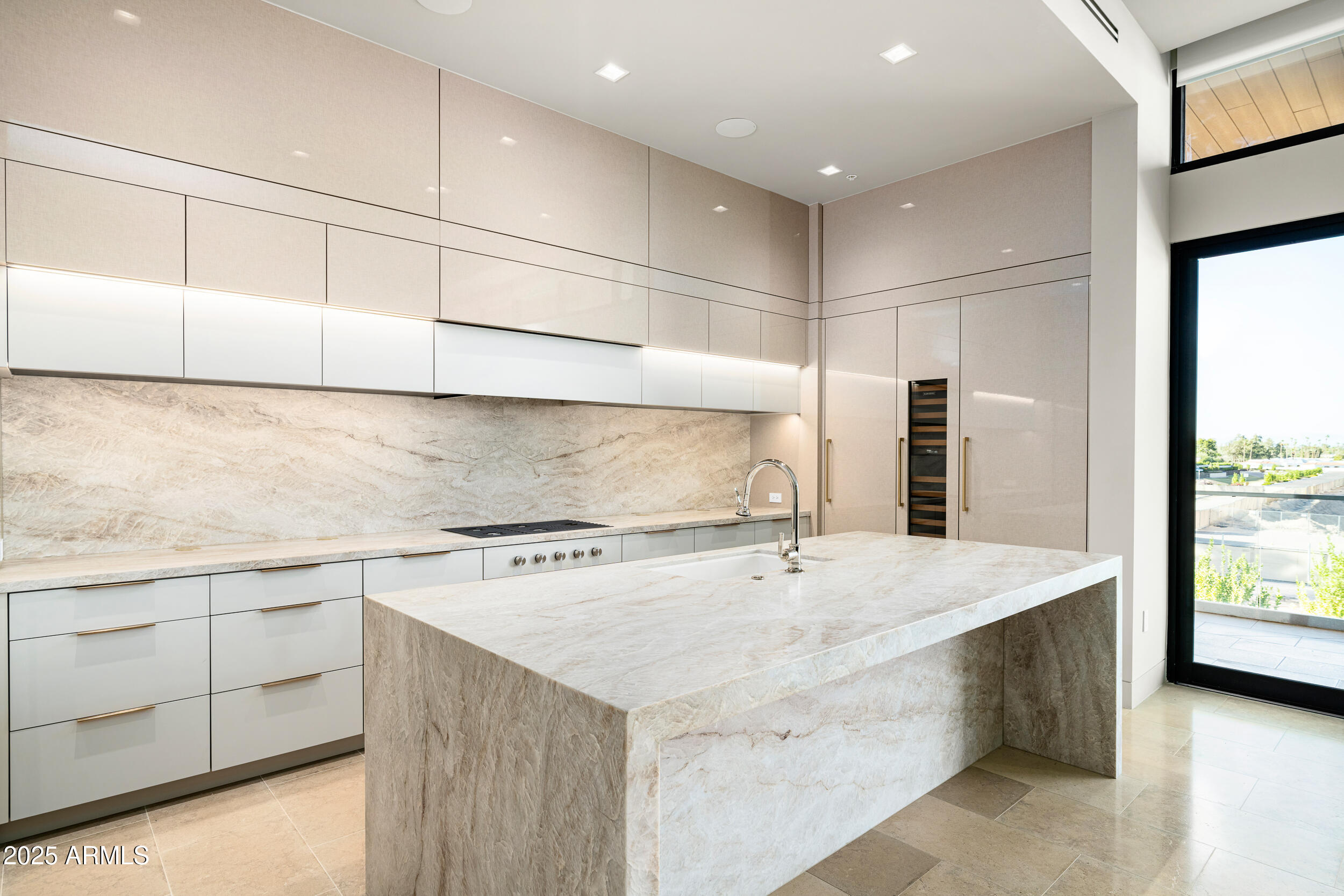 6587 N PALMERAIE Boulevard 3010