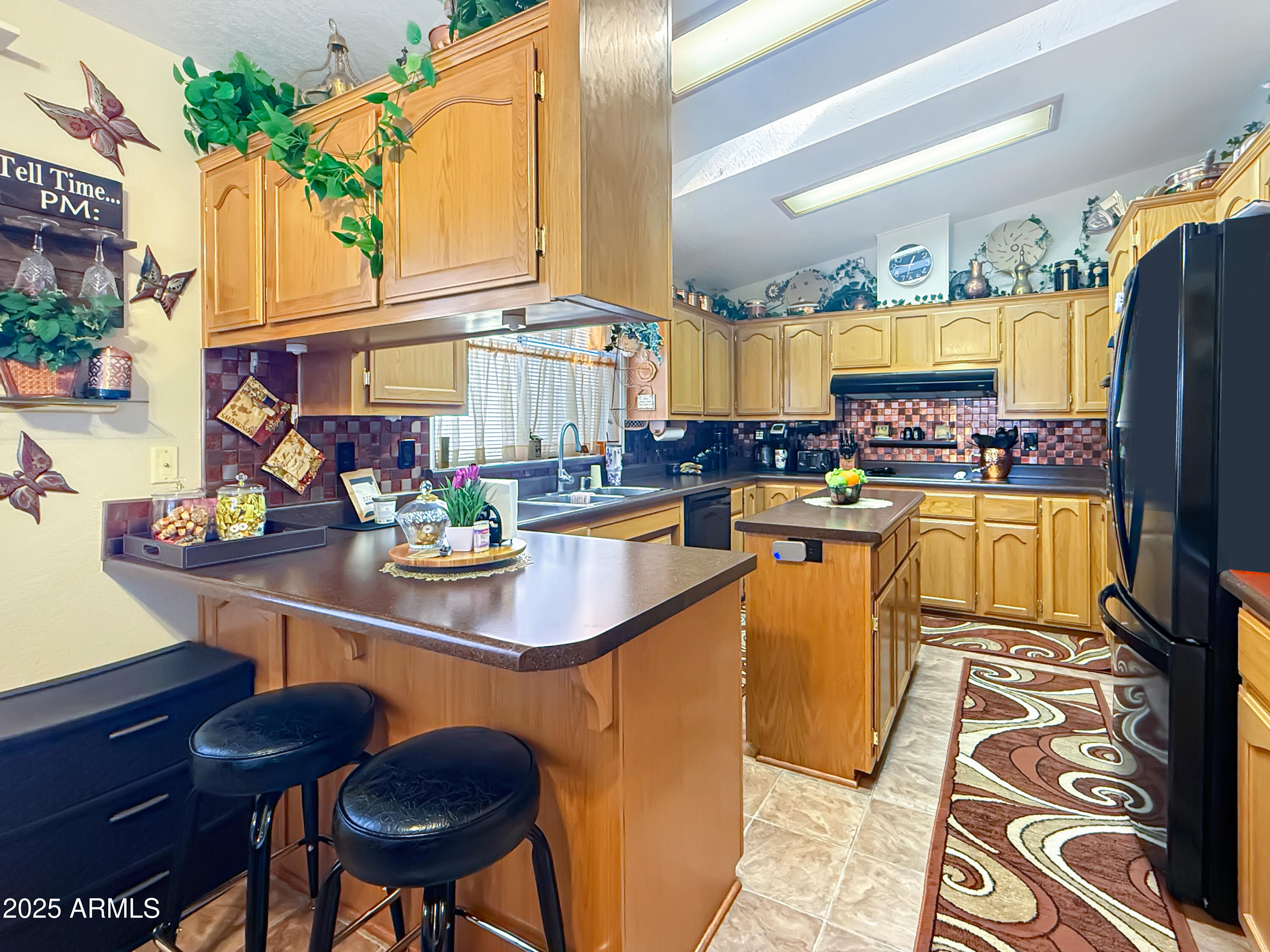 3700 E TOMAHAWK Road 102