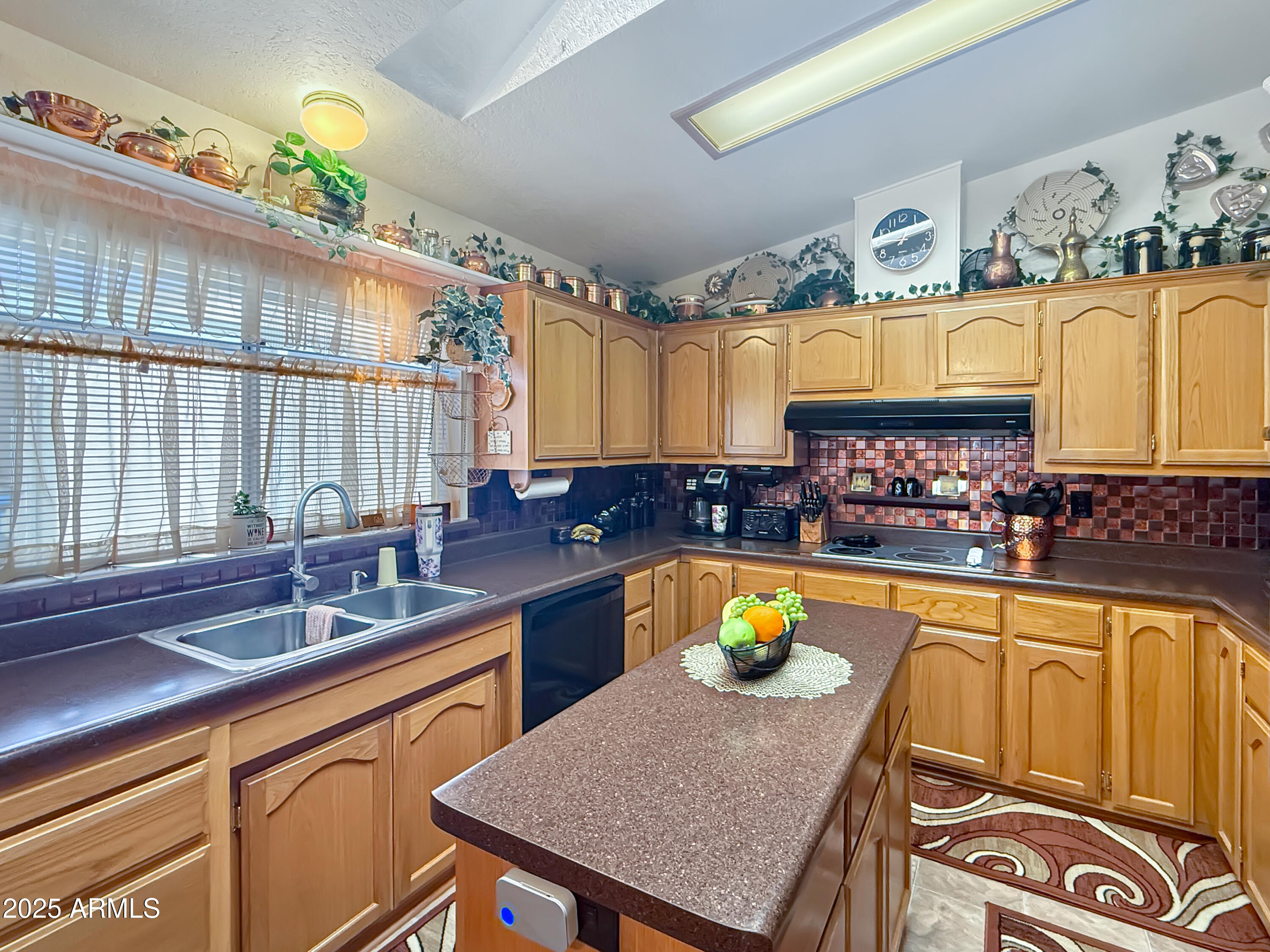 3700 E TOMAHAWK Road 102