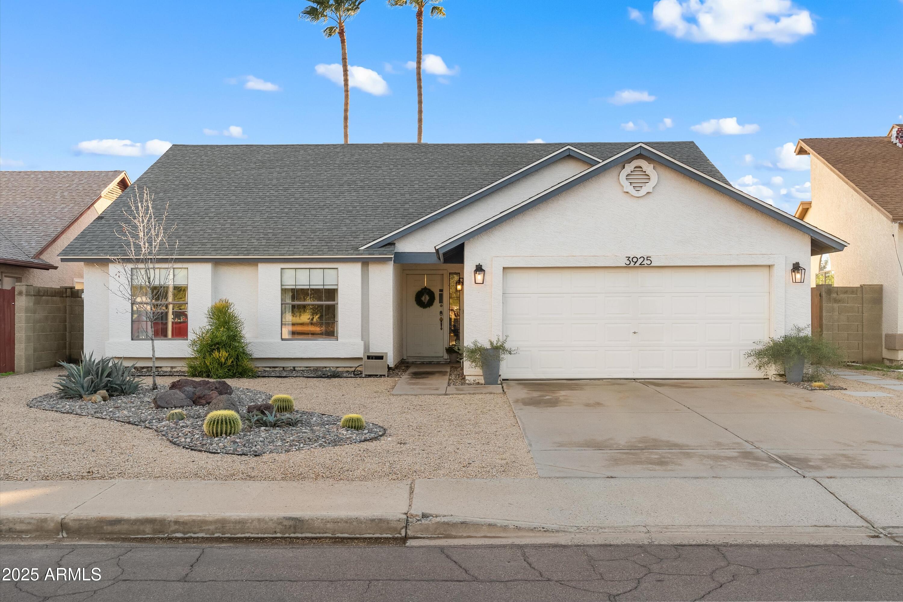 3925 E MONTE CRISTO Avenue