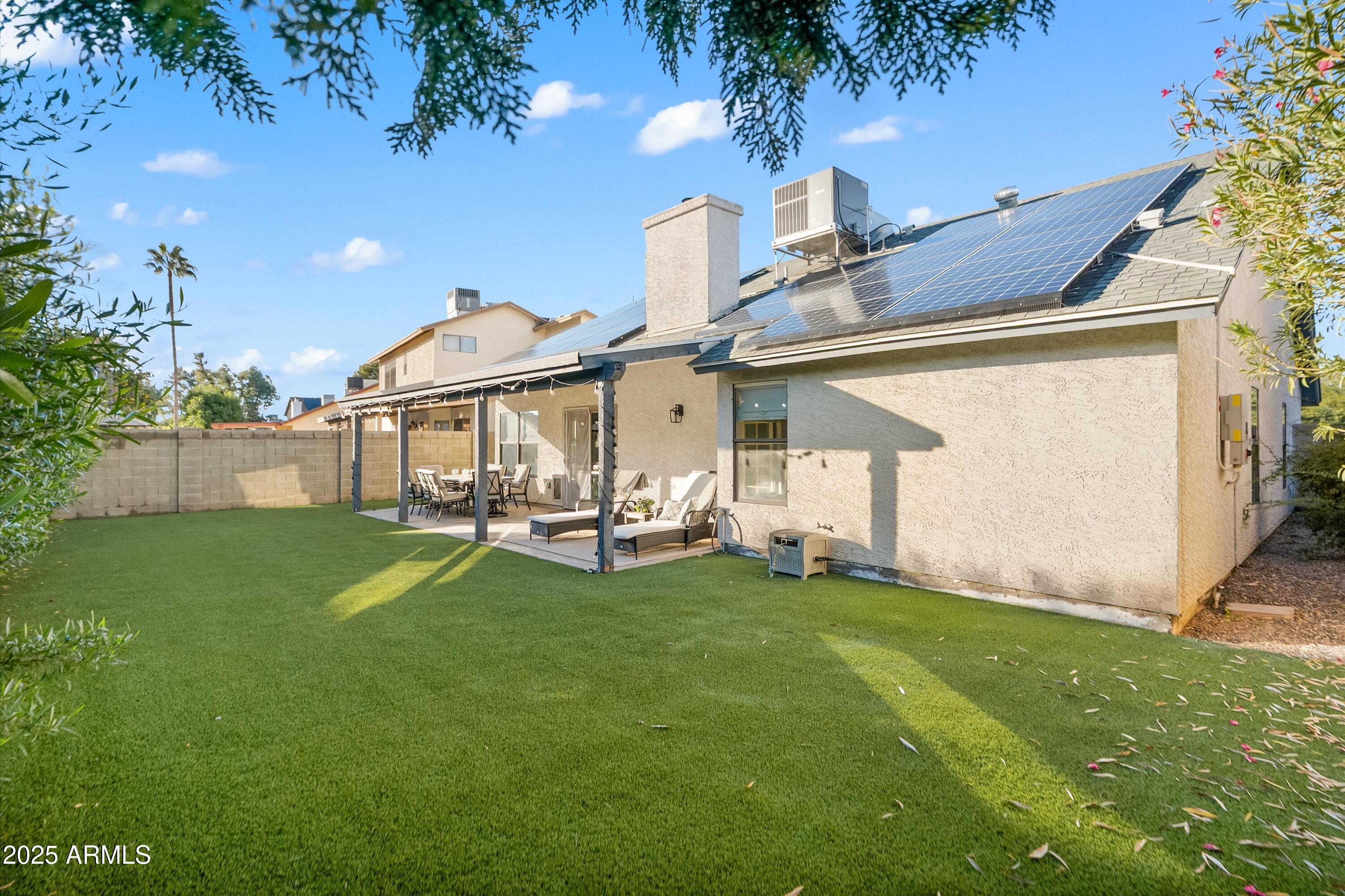 3925 E MONTE CRISTO Avenue