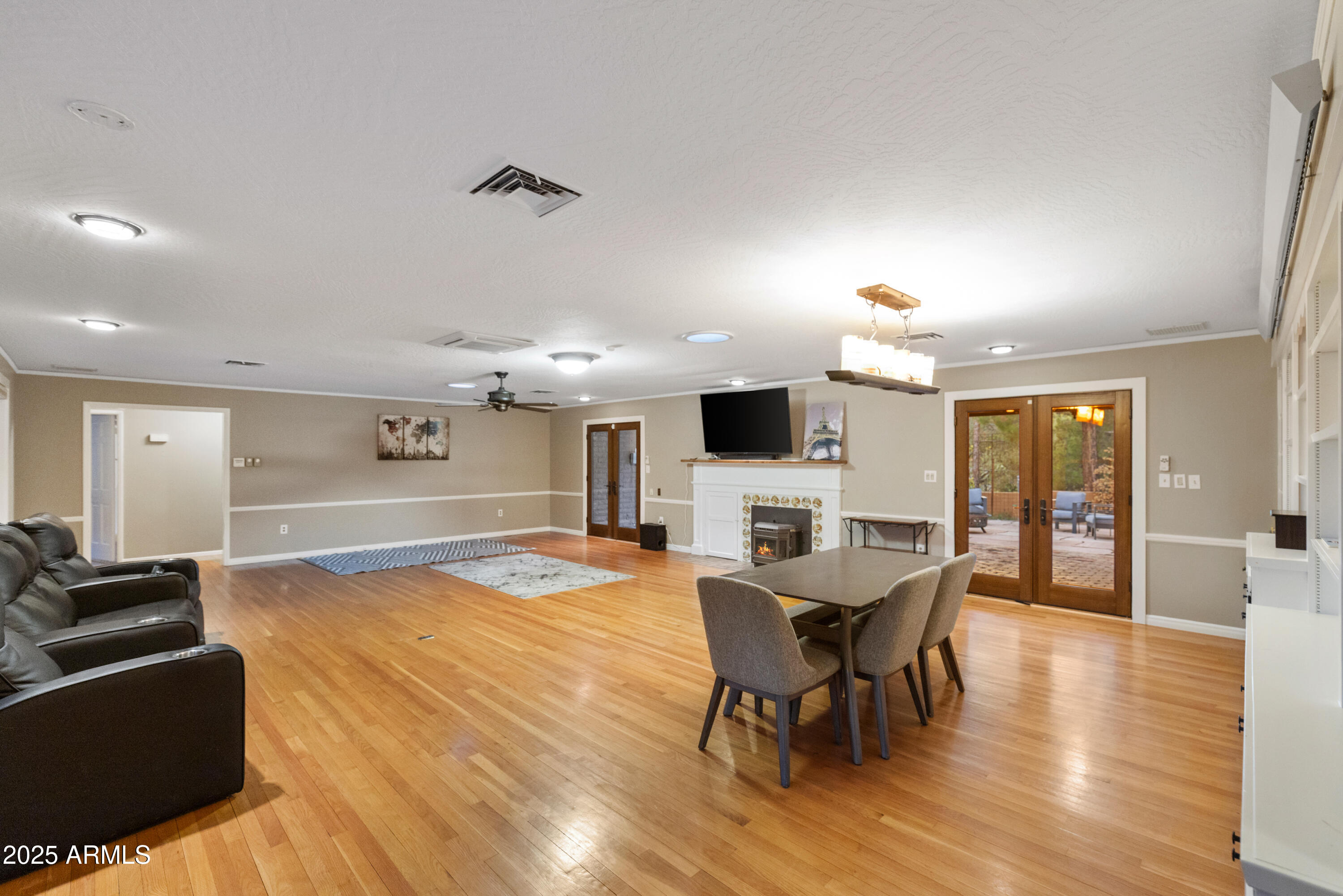 195 Courthouse Butte Road