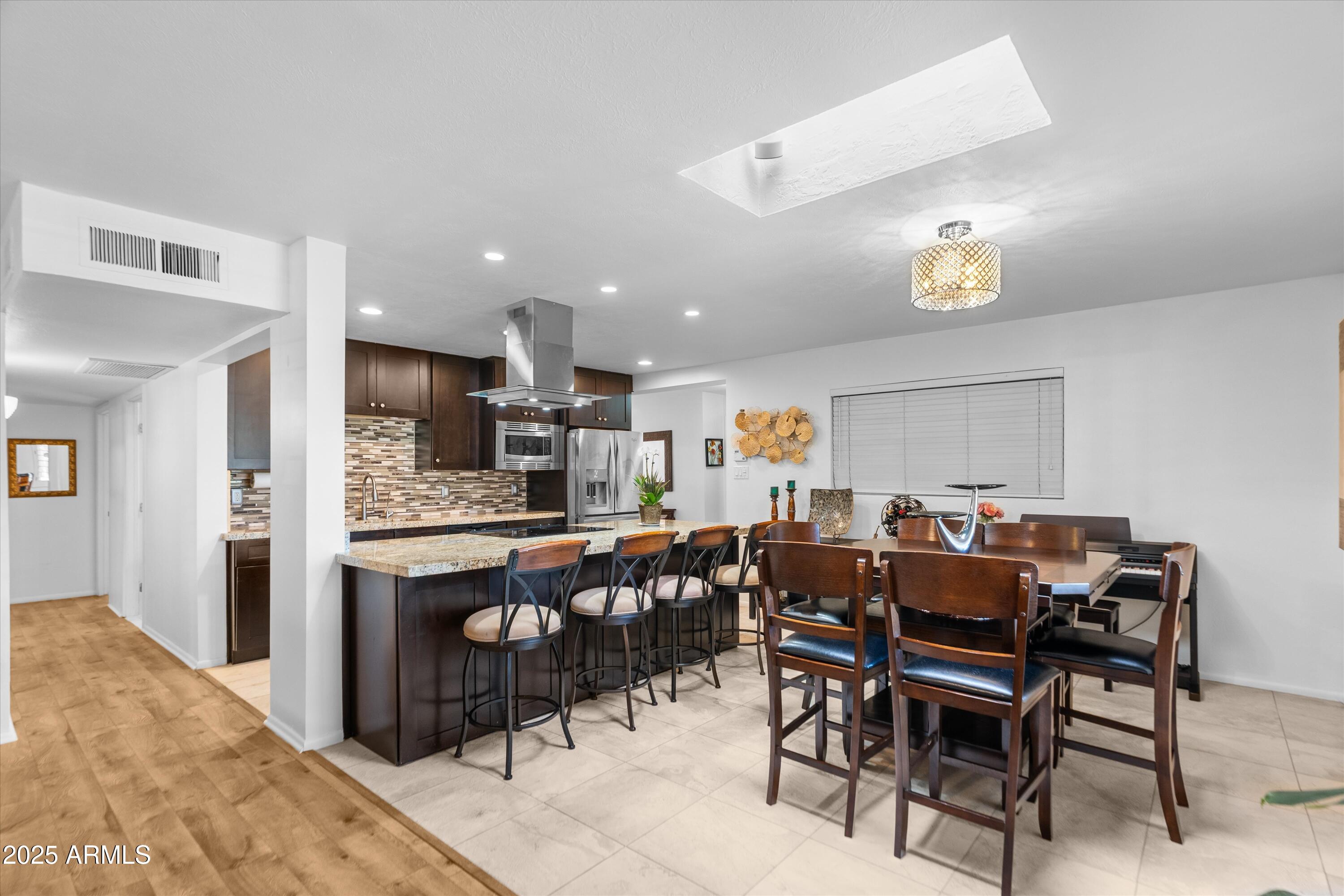 8407 E RANCHO VISTA Drive