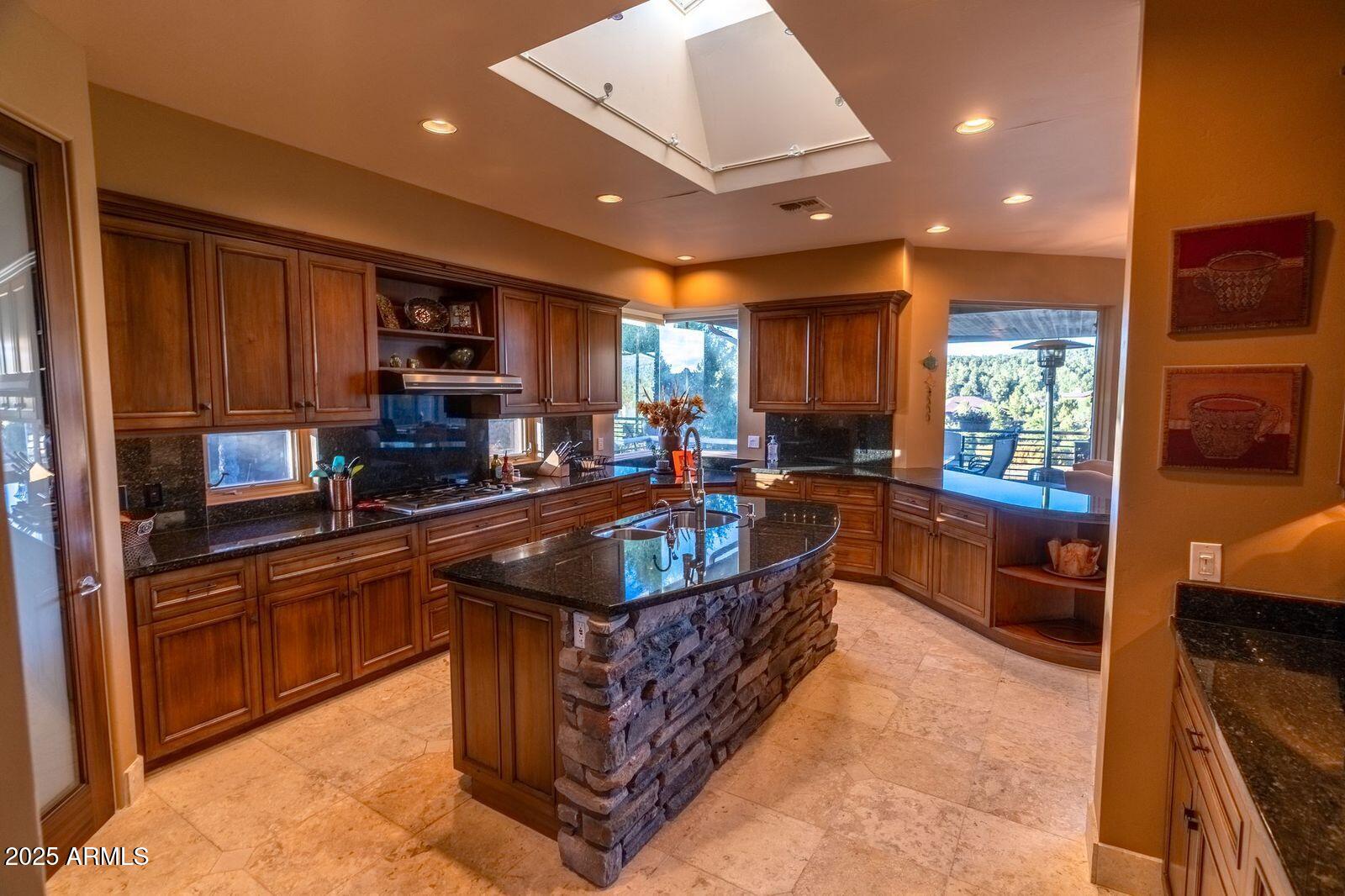 2702 E WILD ROSE Circle