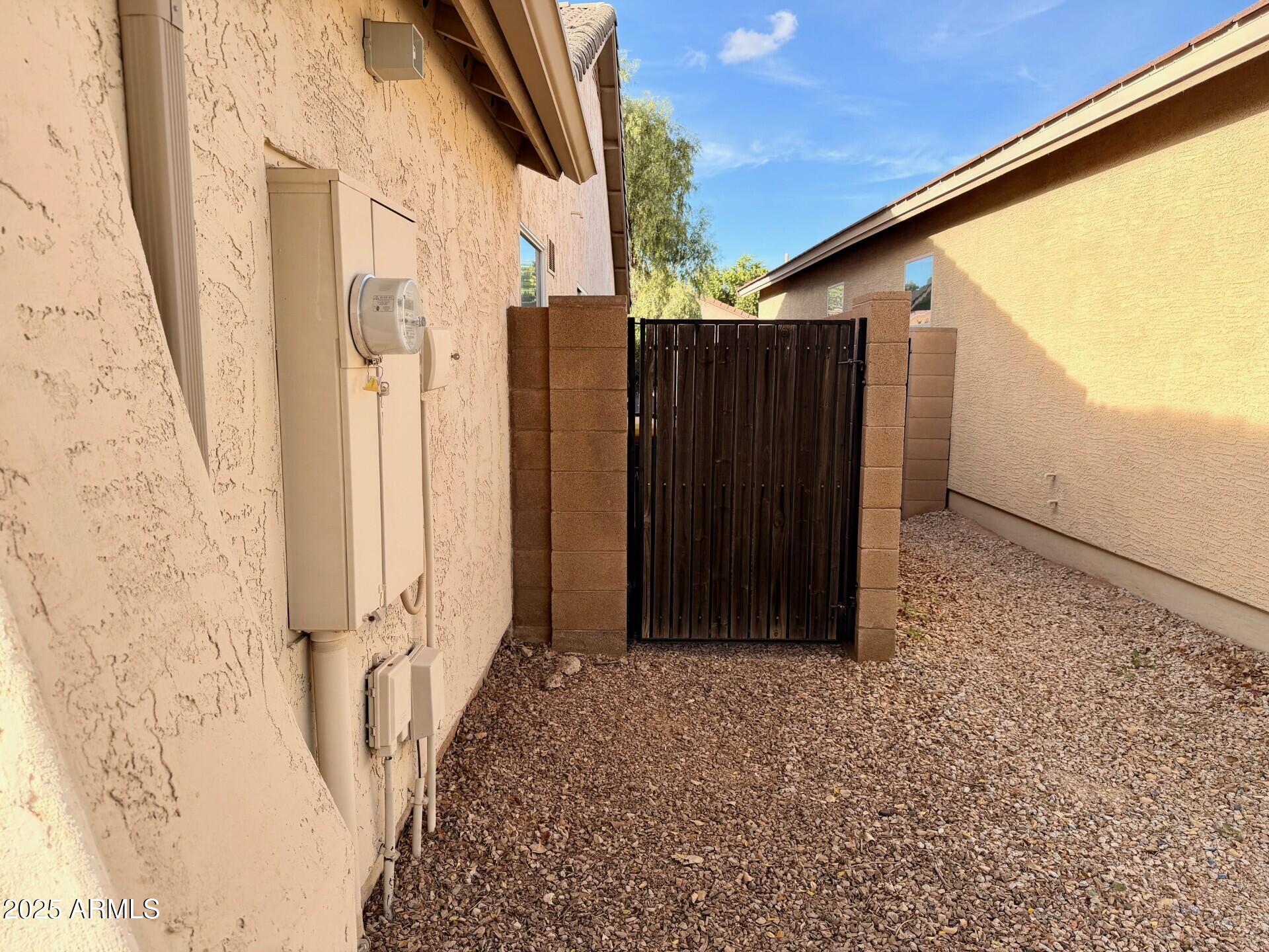 10502 E WALLFLOWER Lane