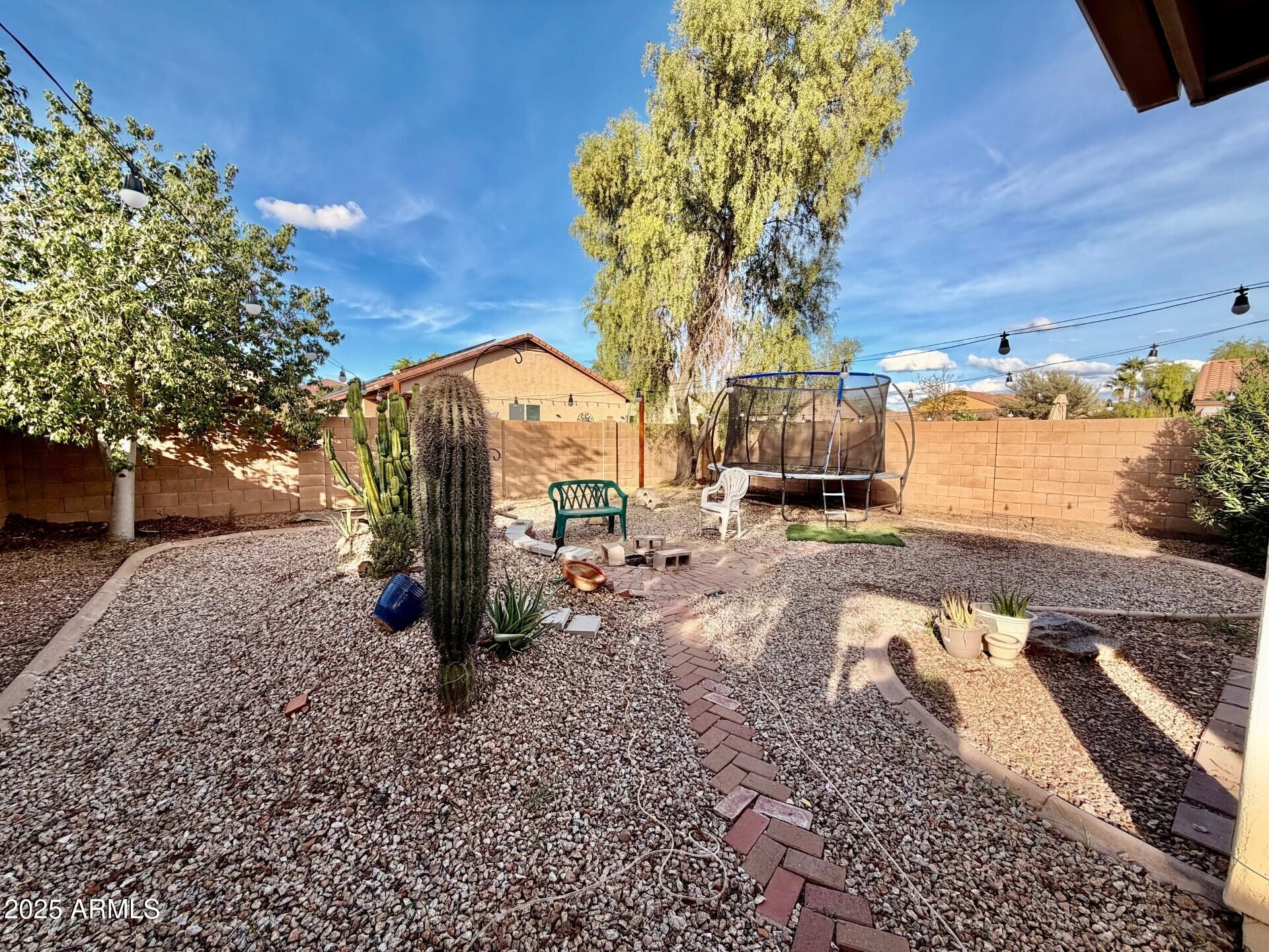 10502 E WALLFLOWER Lane