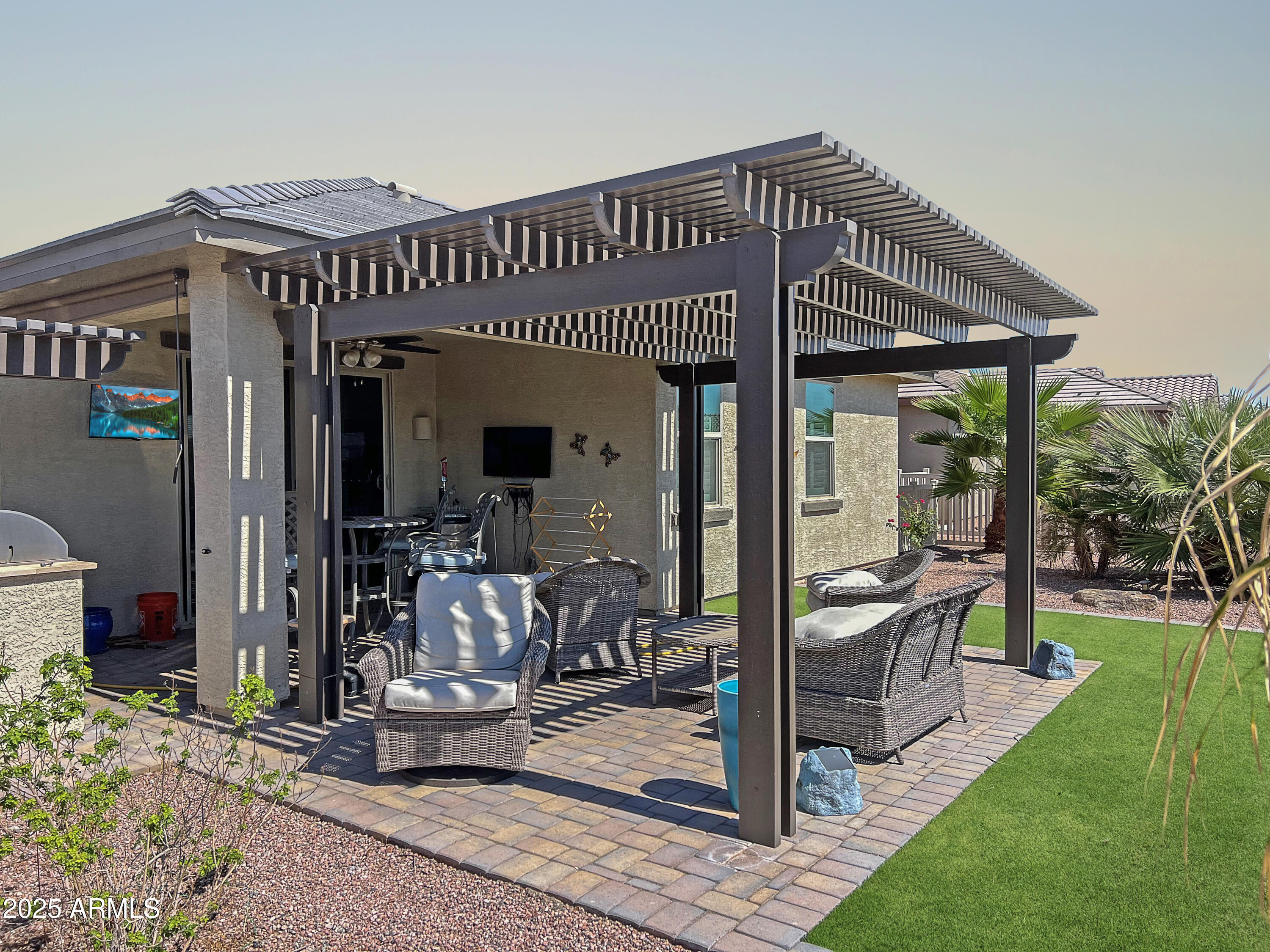 41767 W SAGEBRUSH Court