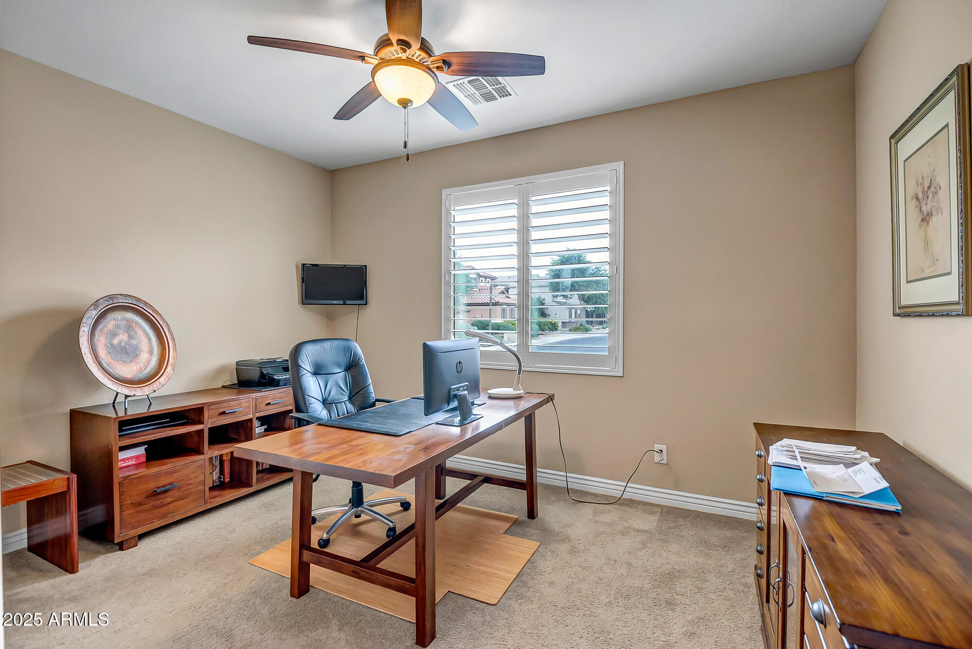 5215 E DESERT VISTA Trail