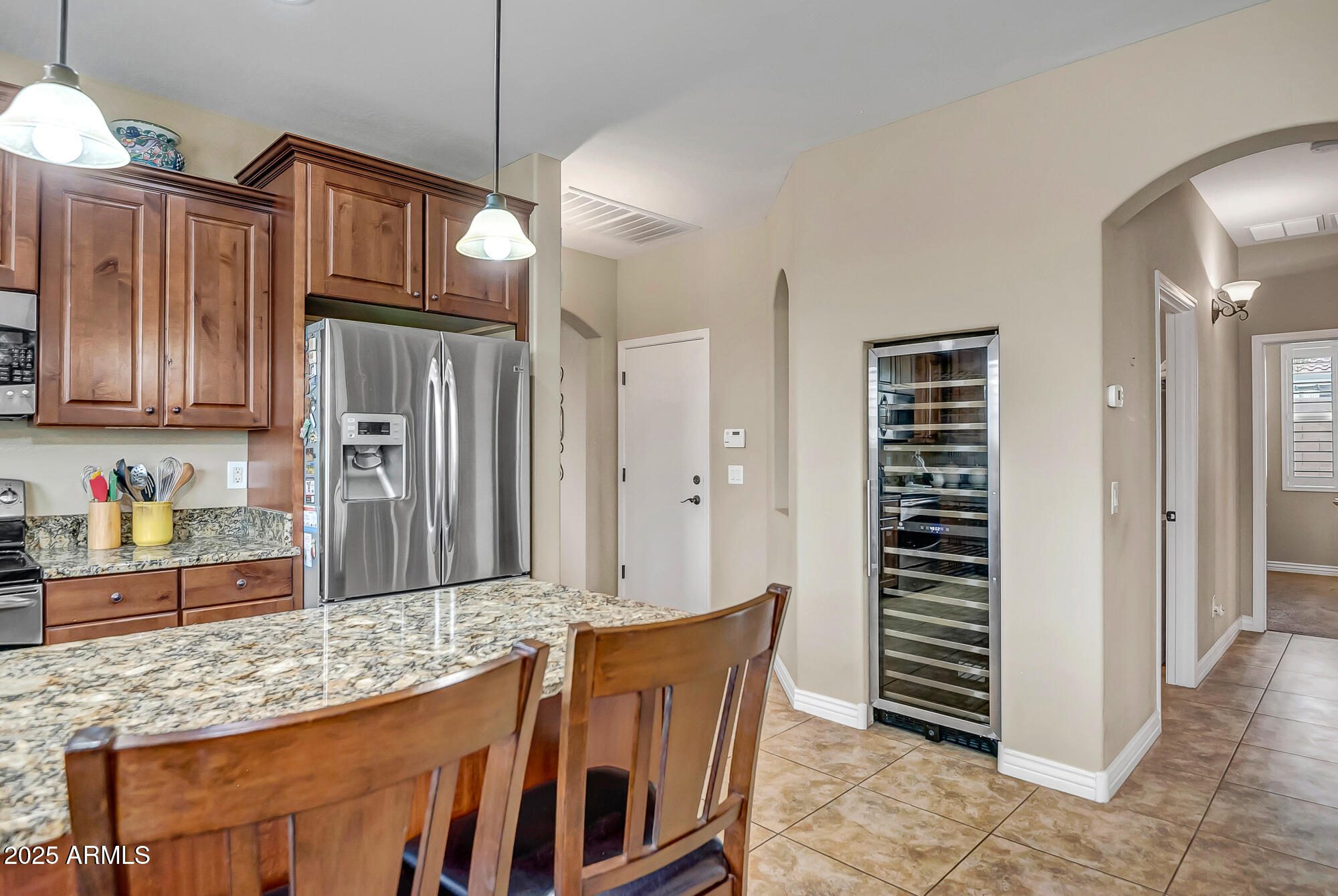 5215 E DESERT VISTA Trail