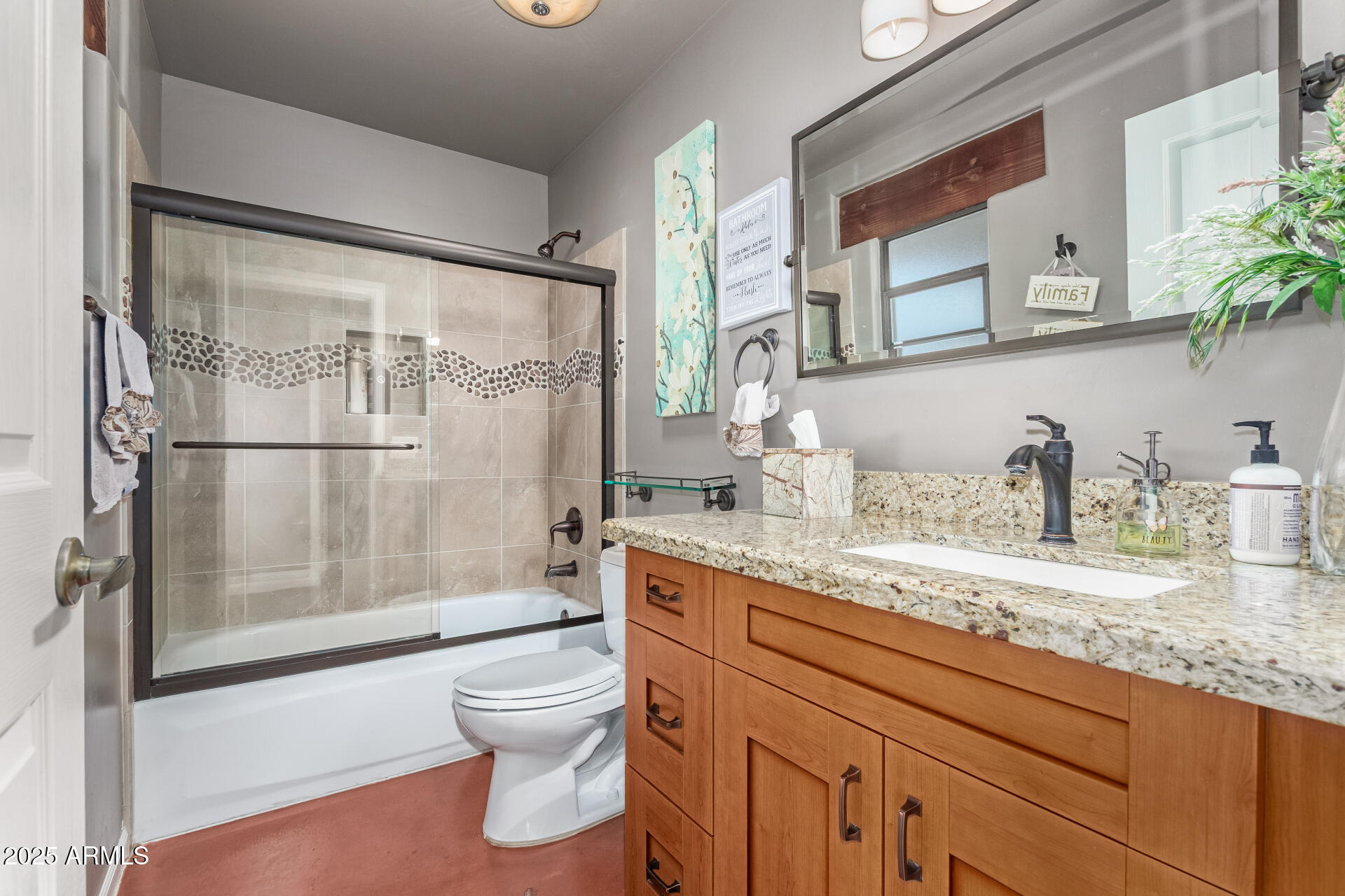 2535 W SUNRISE Drive