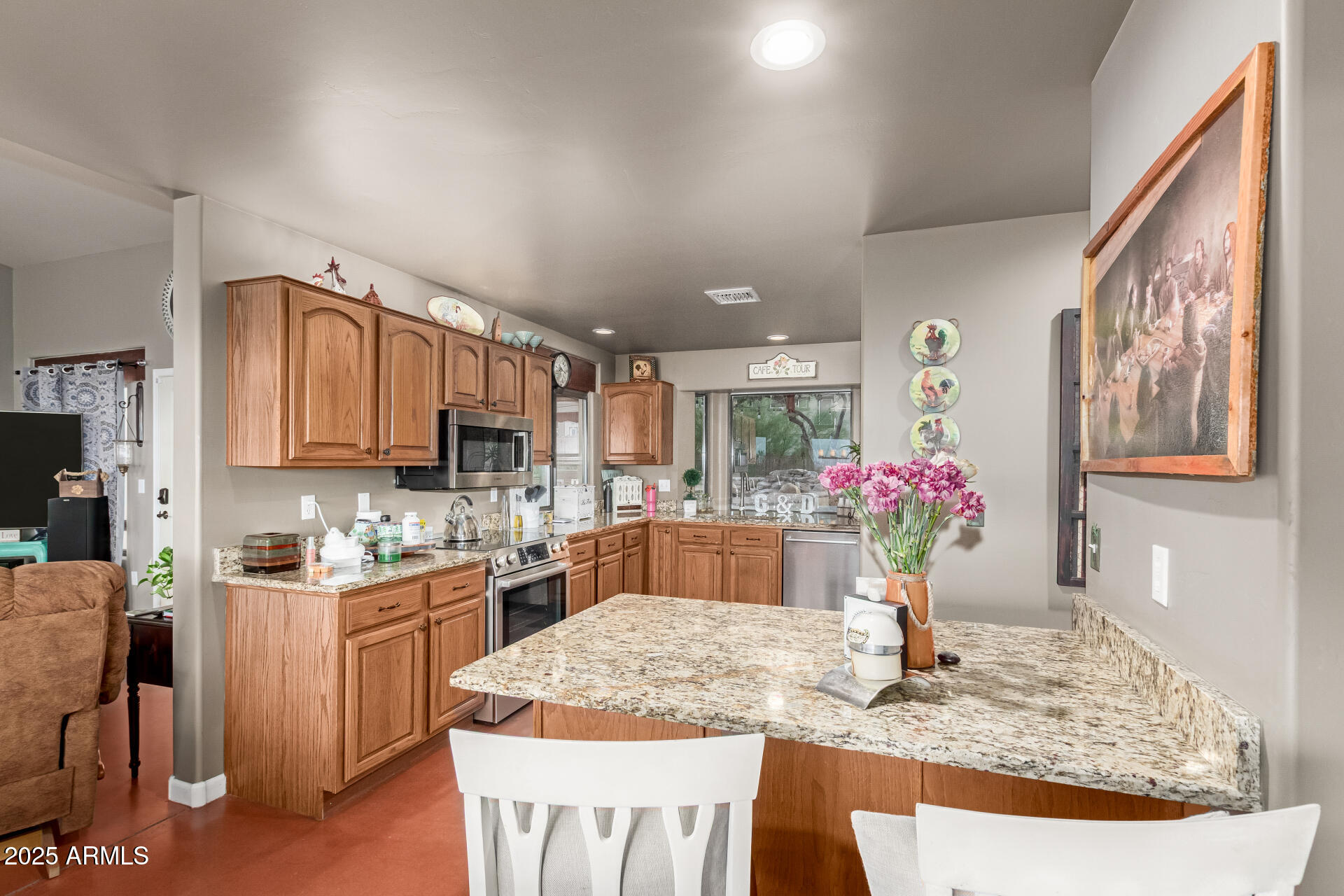 2535 W SUNRISE Drive