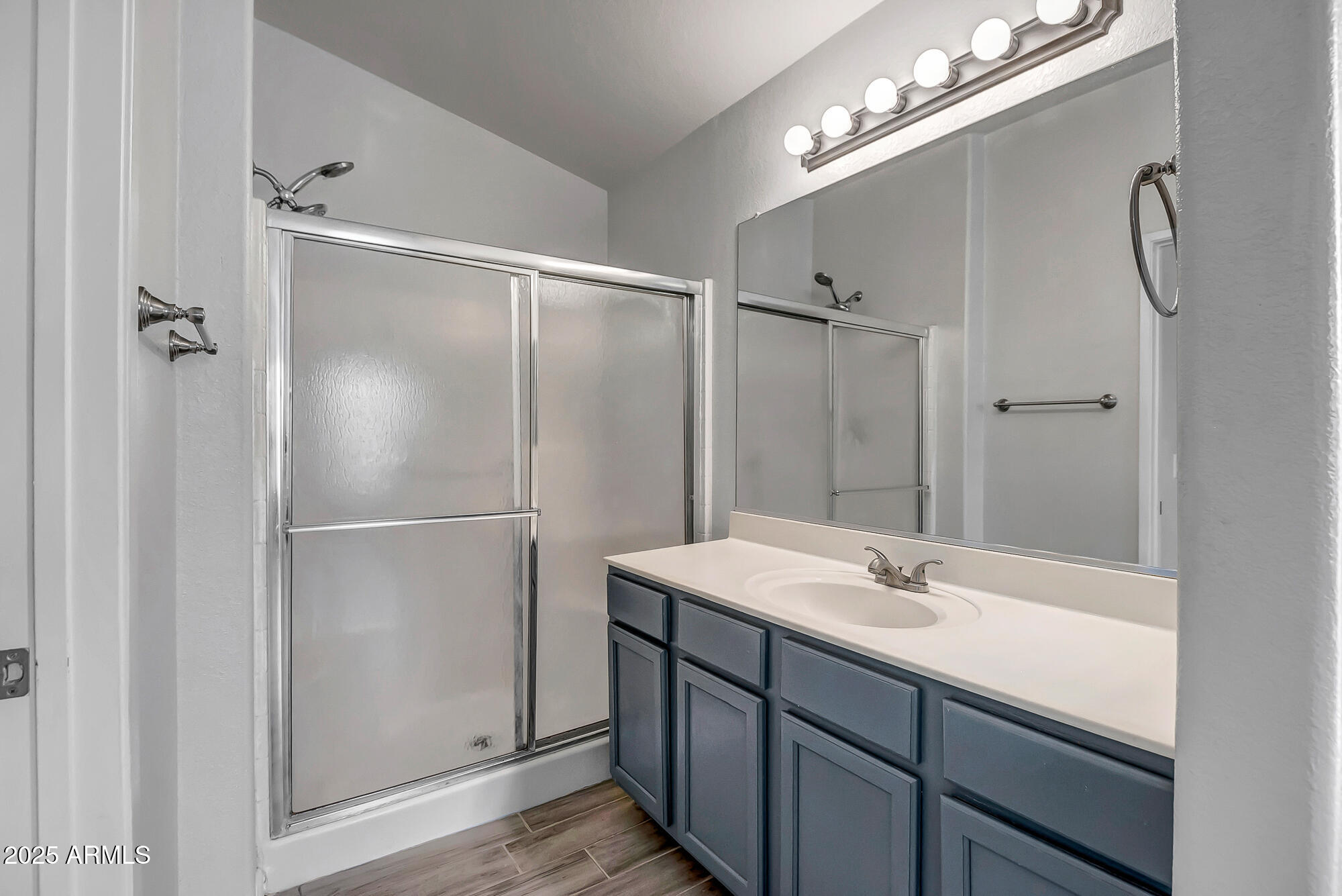 16230 W SHERMAN Street