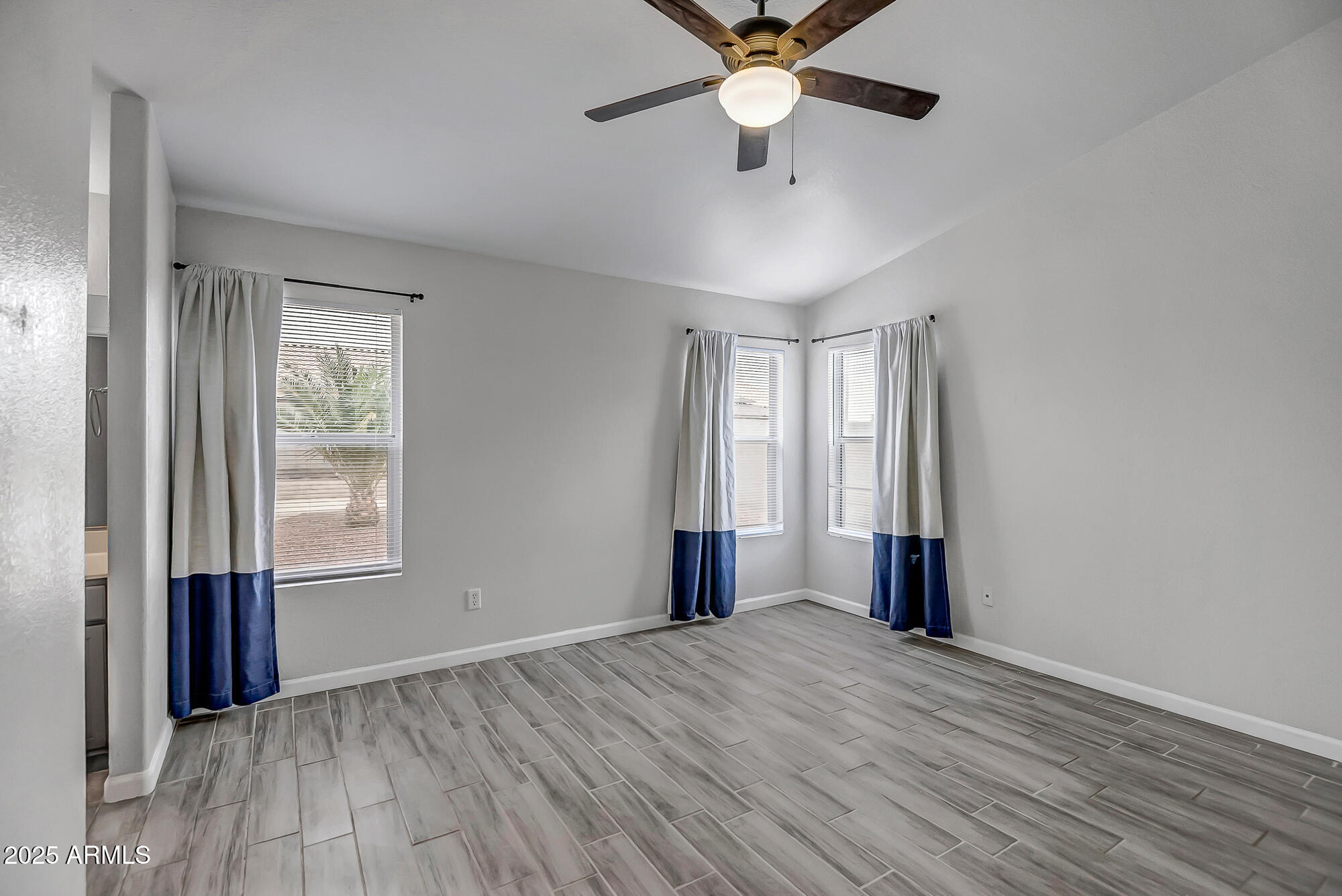 16230 W SHERMAN Street