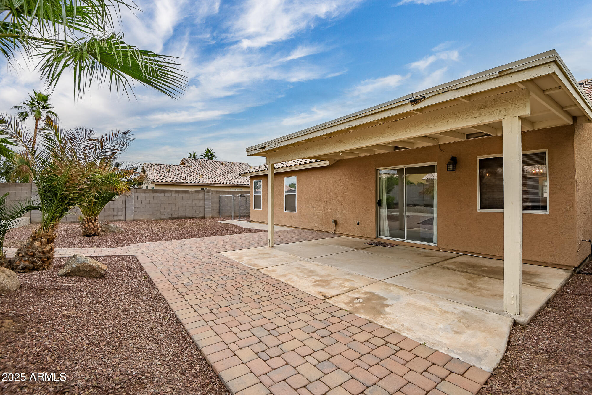 16230 W SHERMAN Street