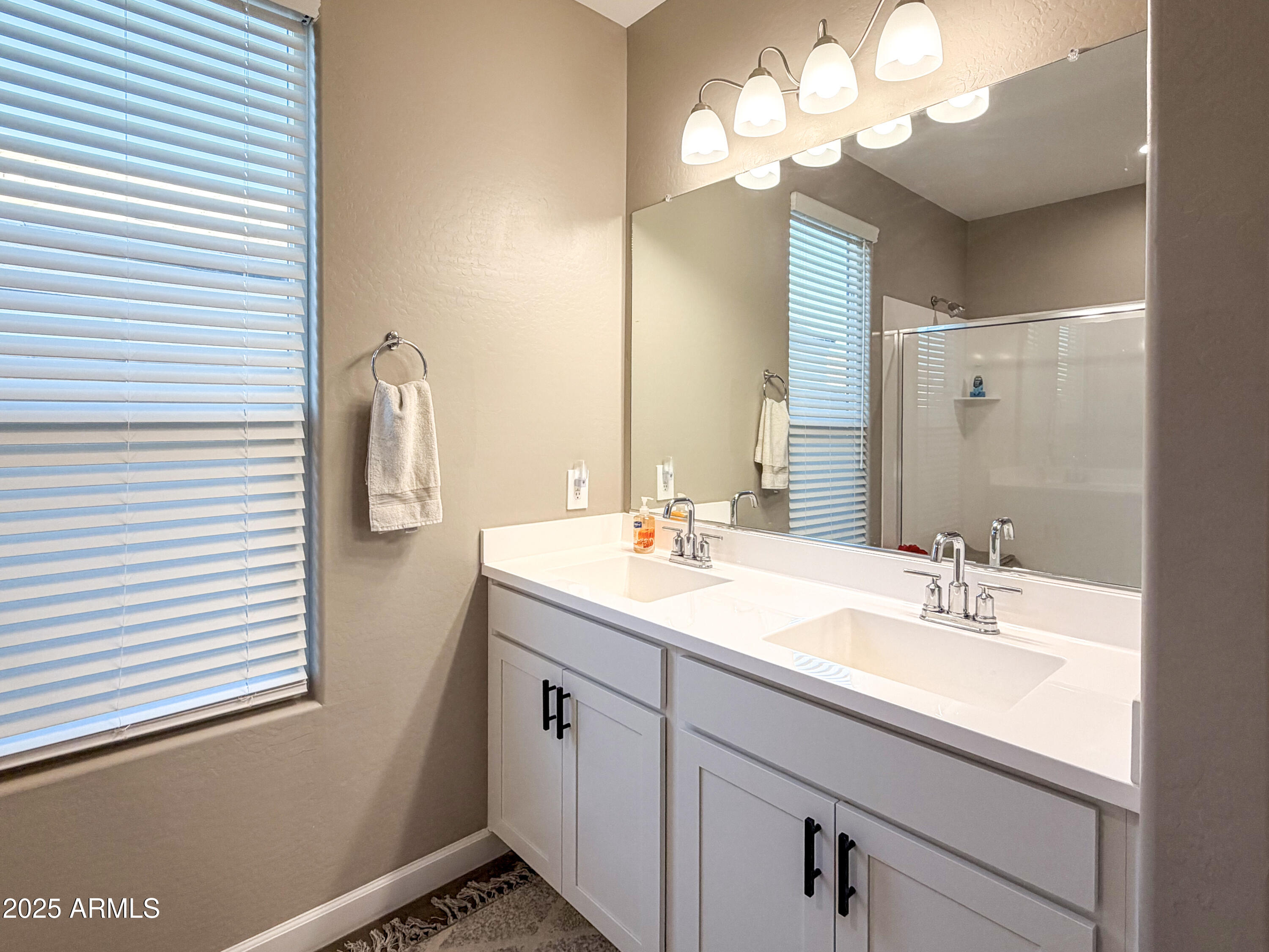 8442 W MILLERTON Way