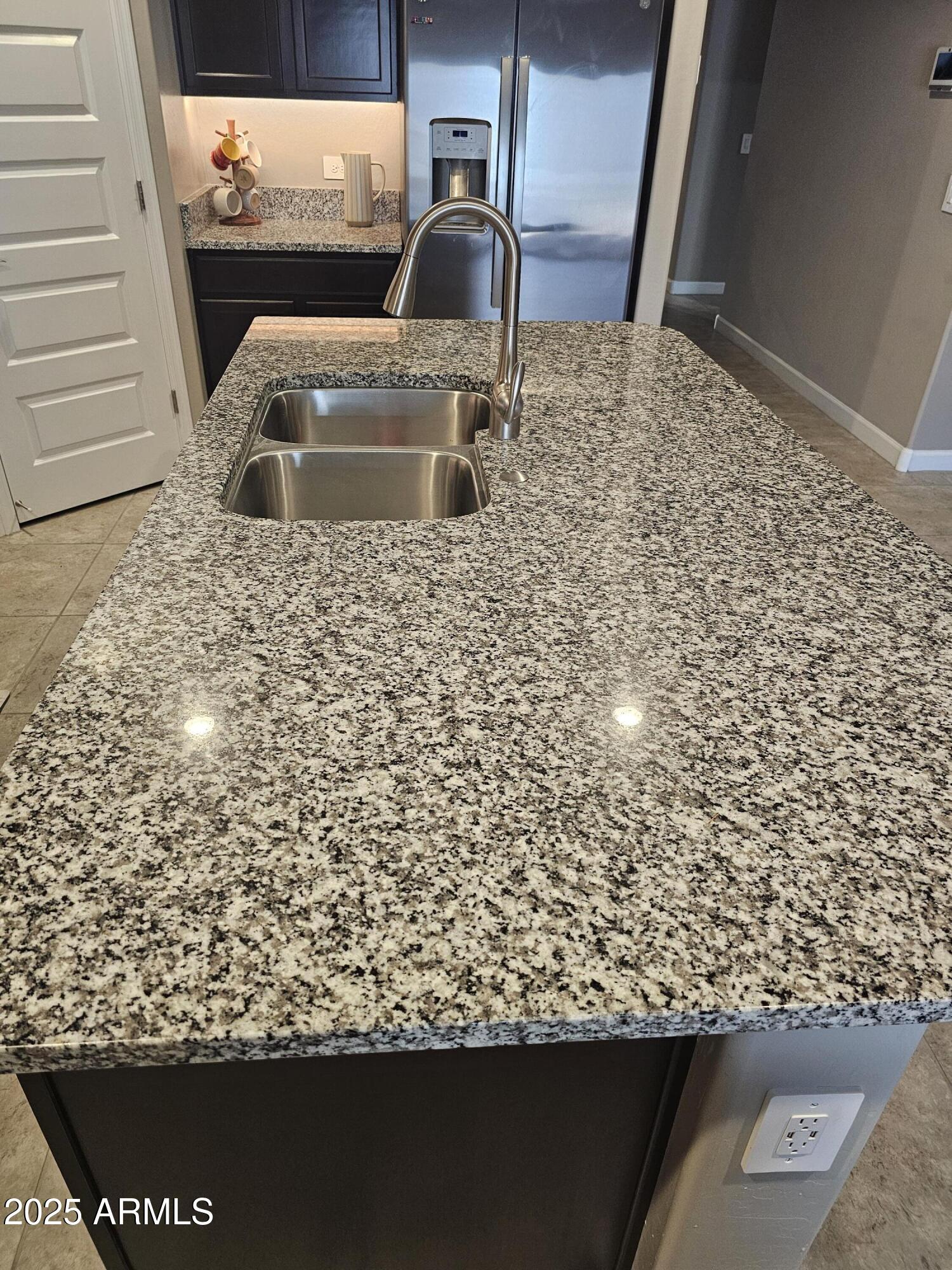 18832 W MADISON Street