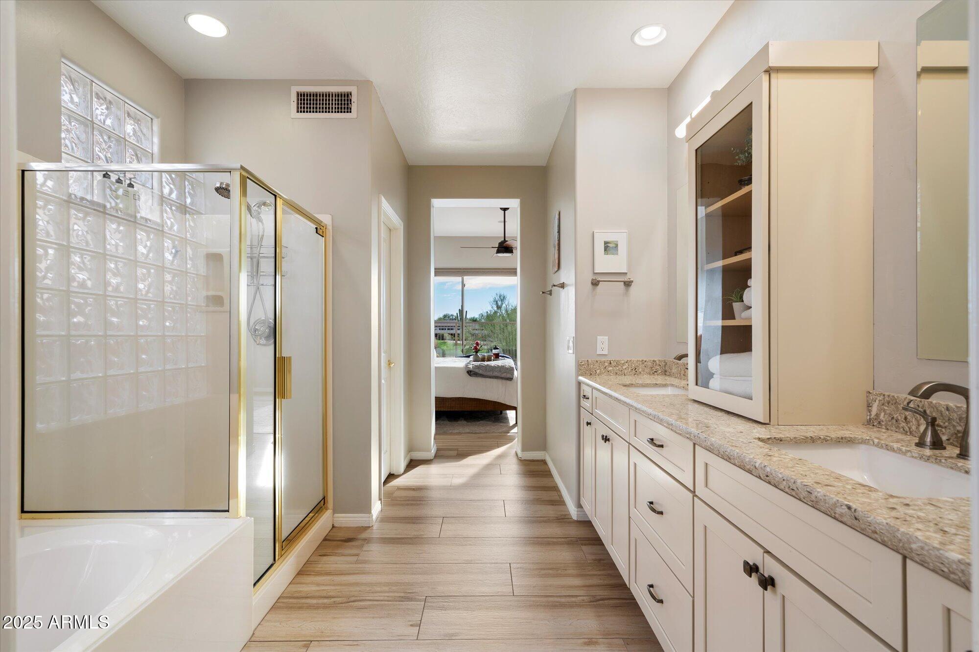 6501 E SHOOTING STAR Way