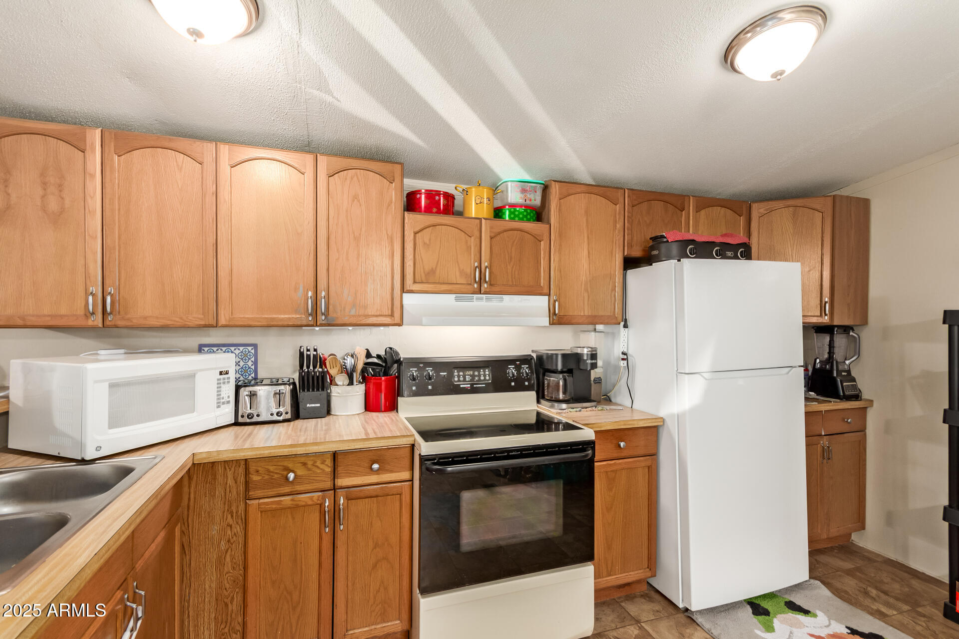 8301 N 103RD Avenue 203