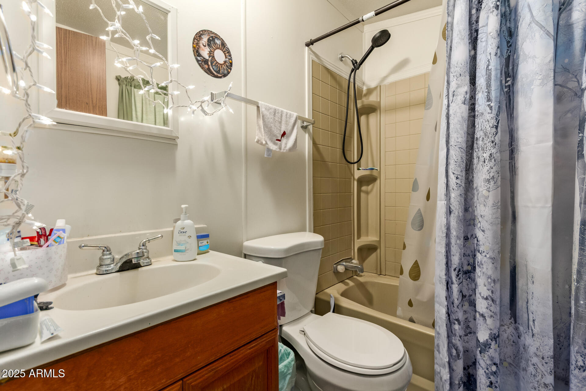 8301 N 103RD Avenue 203