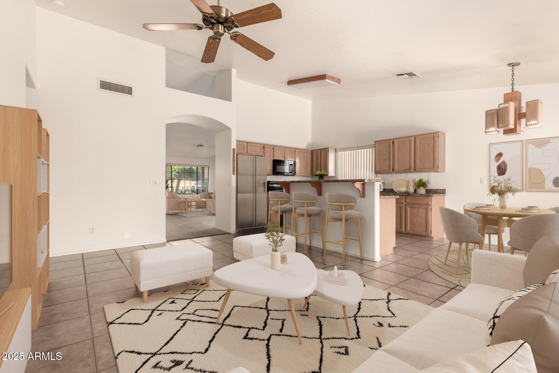 537 W PALO VERDE Street