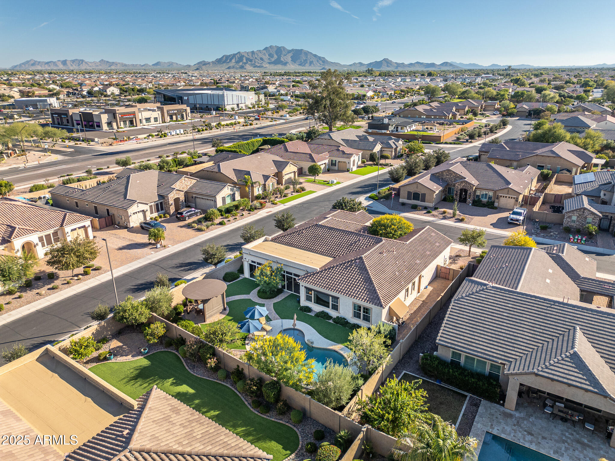 3962 E REDWOOD Place