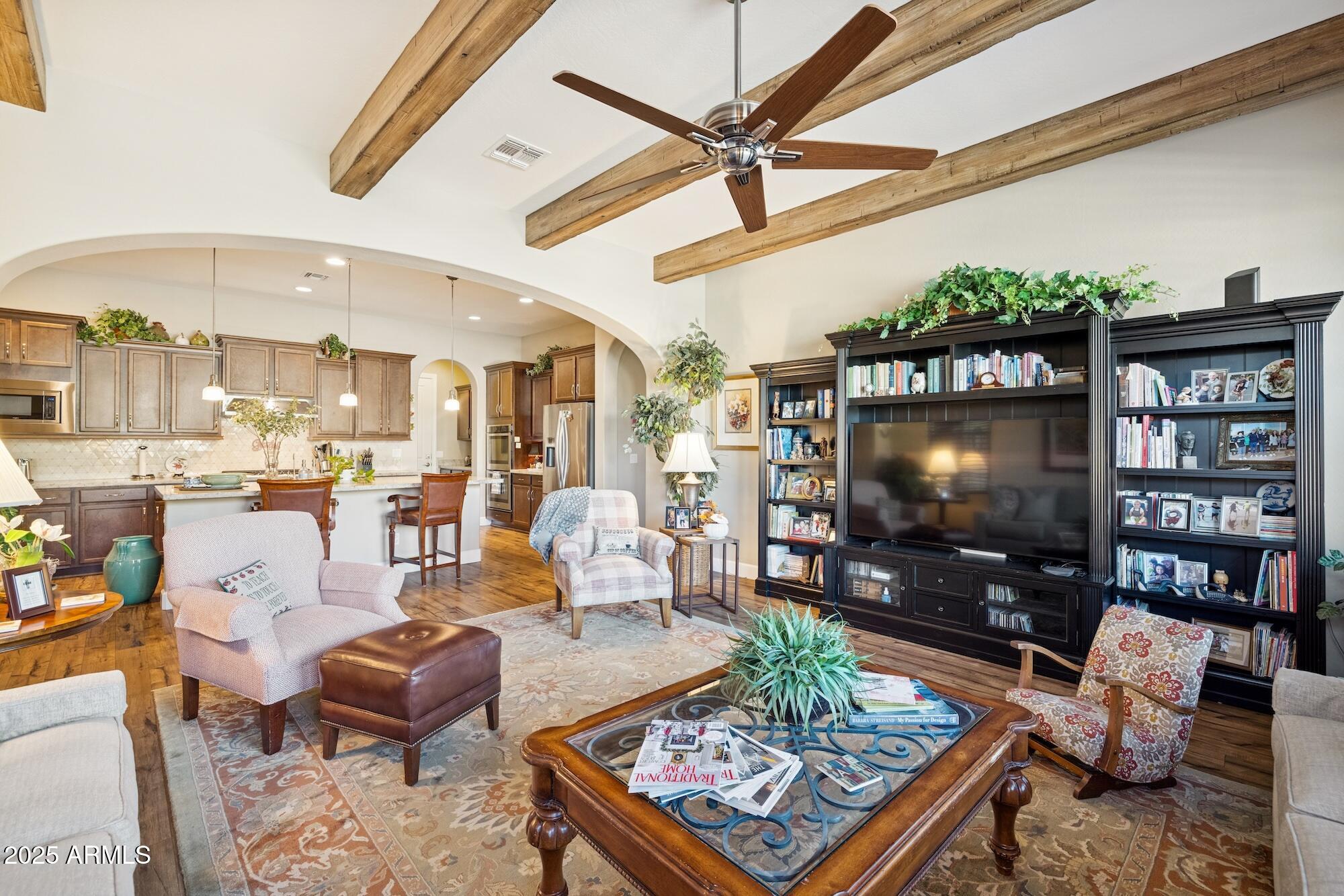 3962 E REDWOOD Place