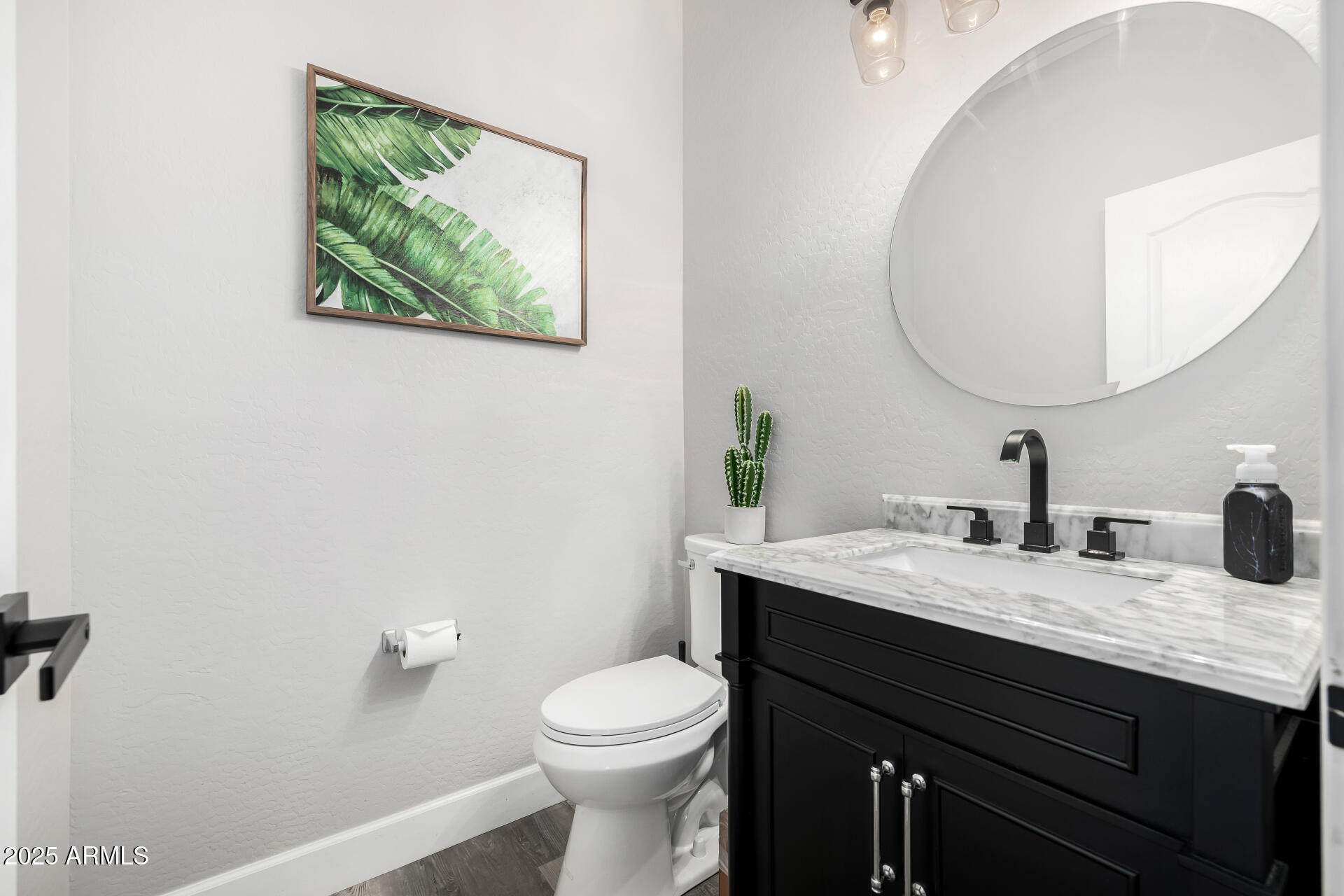 1644 E CIELO GRANDE Avenue