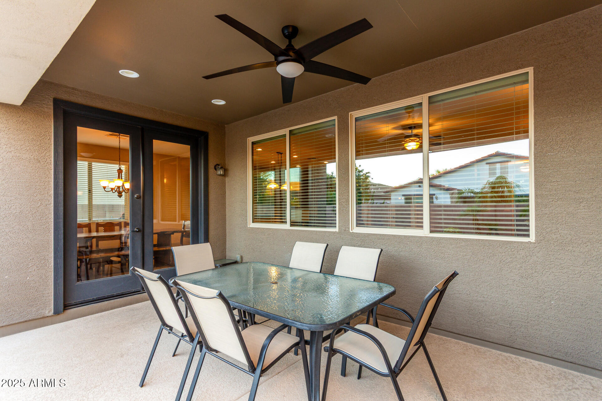 2743 E NARROWLEAF Drive