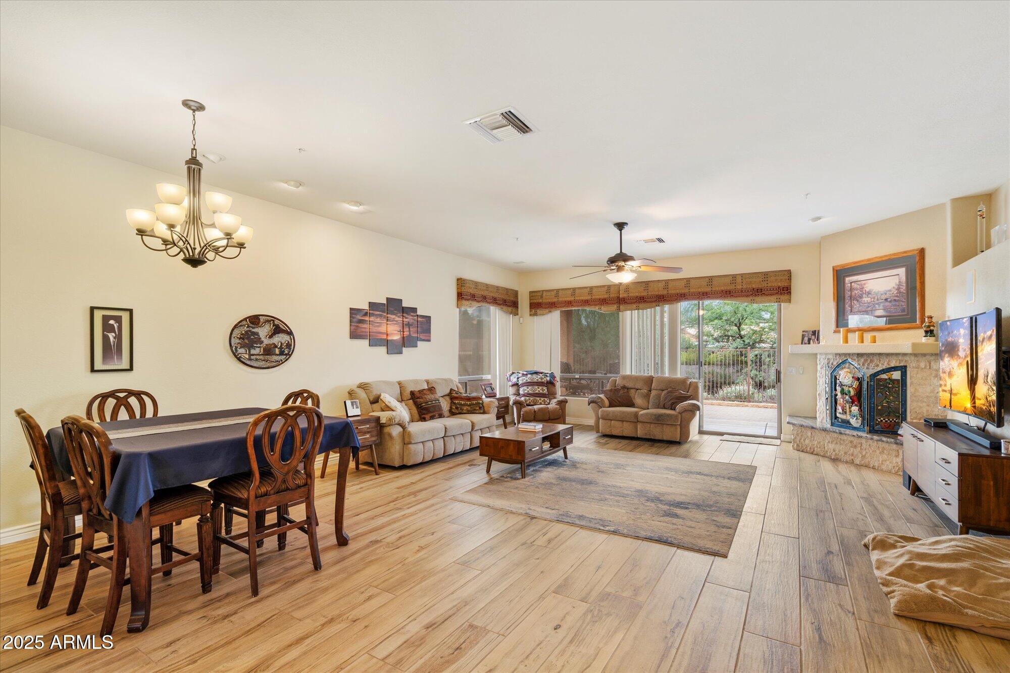 14601 N DICKENS Court