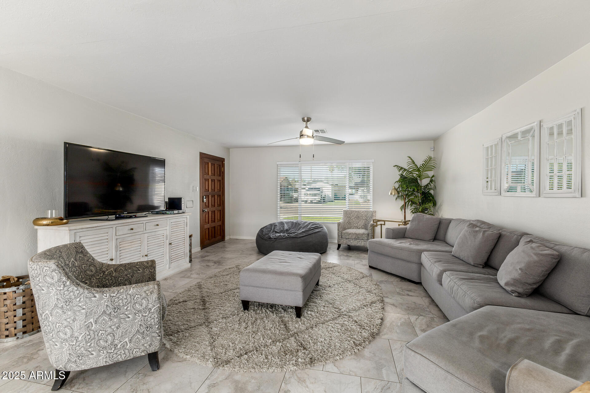 8311 E MACKENZIE Drive