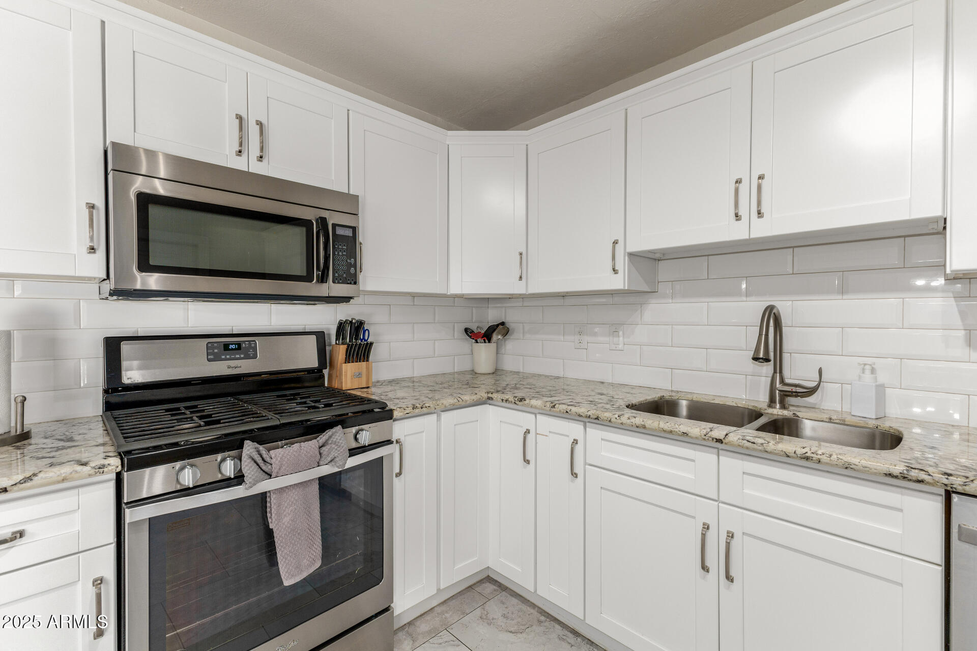 8311 E MACKENZIE Drive