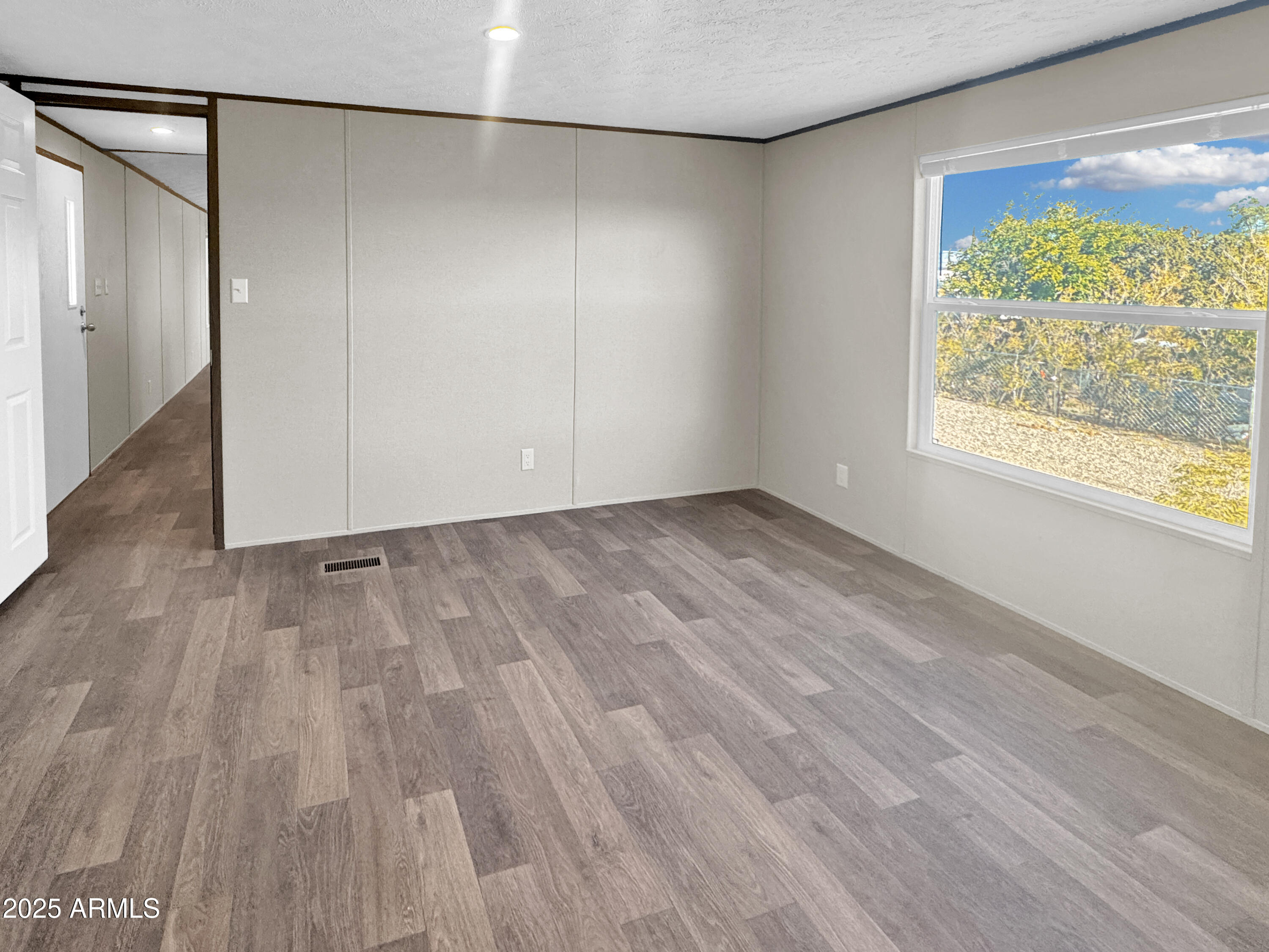 3711 E Granite Drive