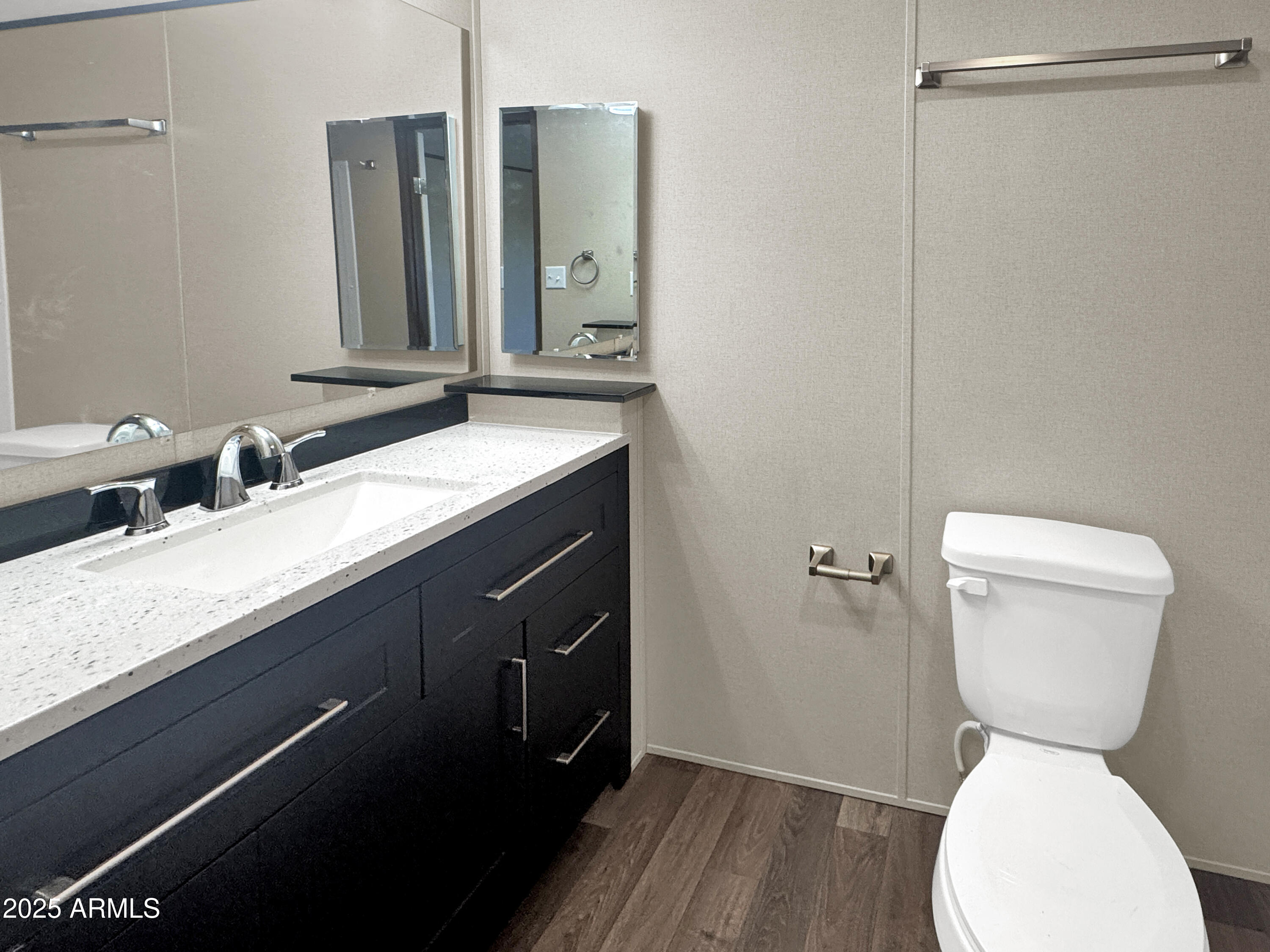 3711 E Granite Drive