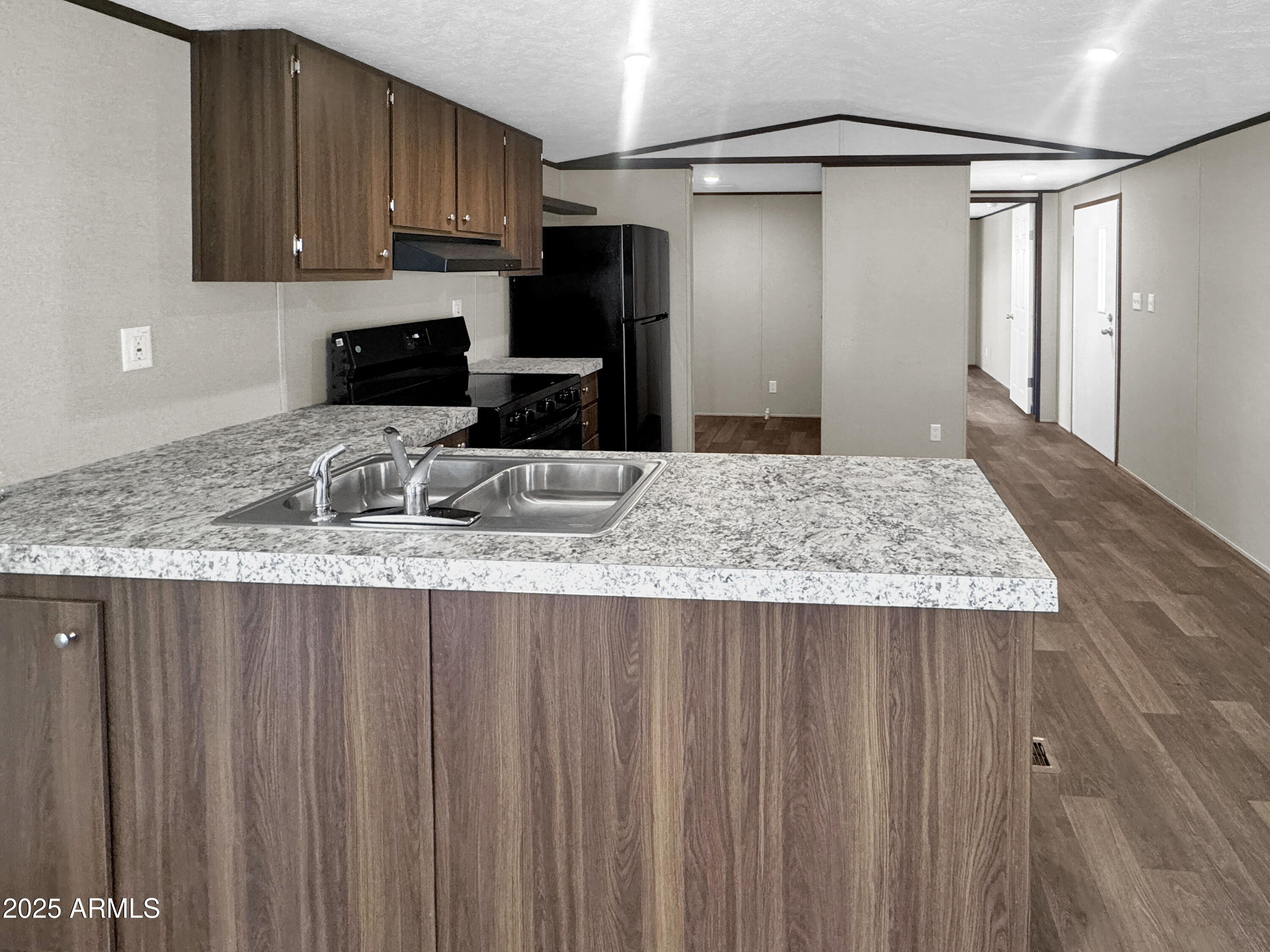 3711 E Granite Drive