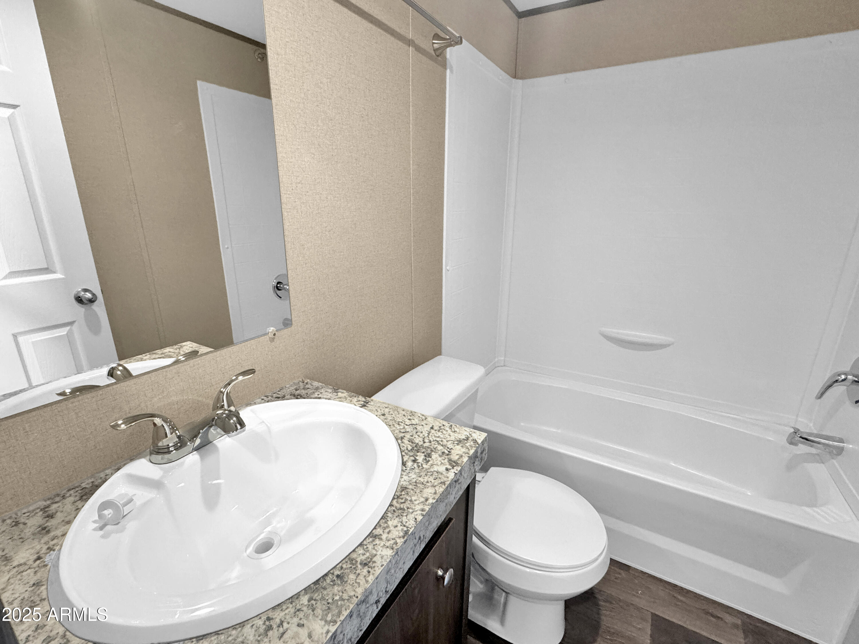 3711 E Granite Drive