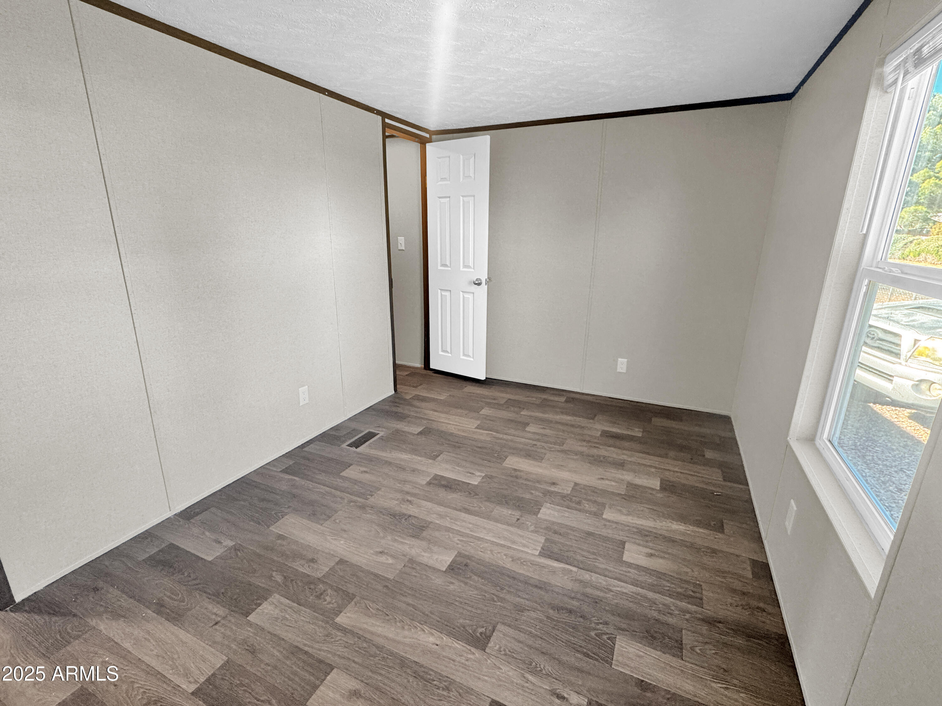 3711 E Granite Drive